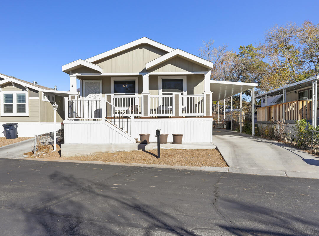 366 Antelope Circle SE