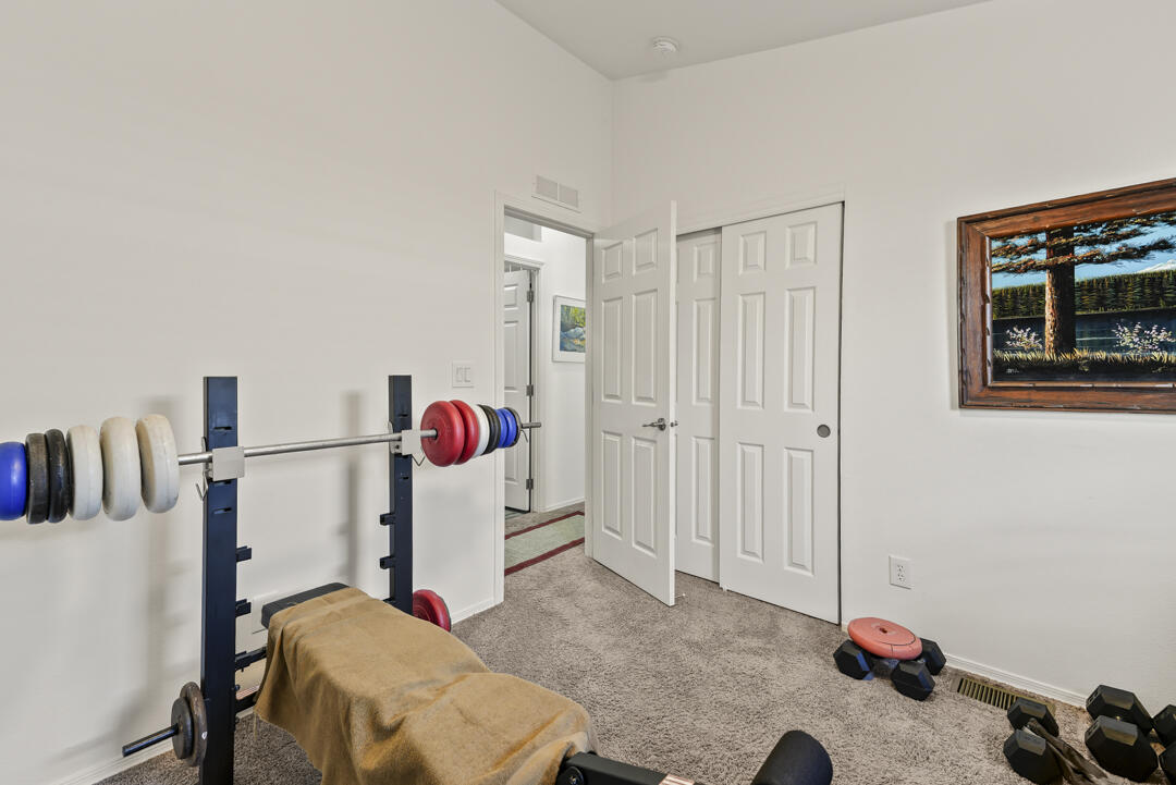 366 Antelope Circle SE