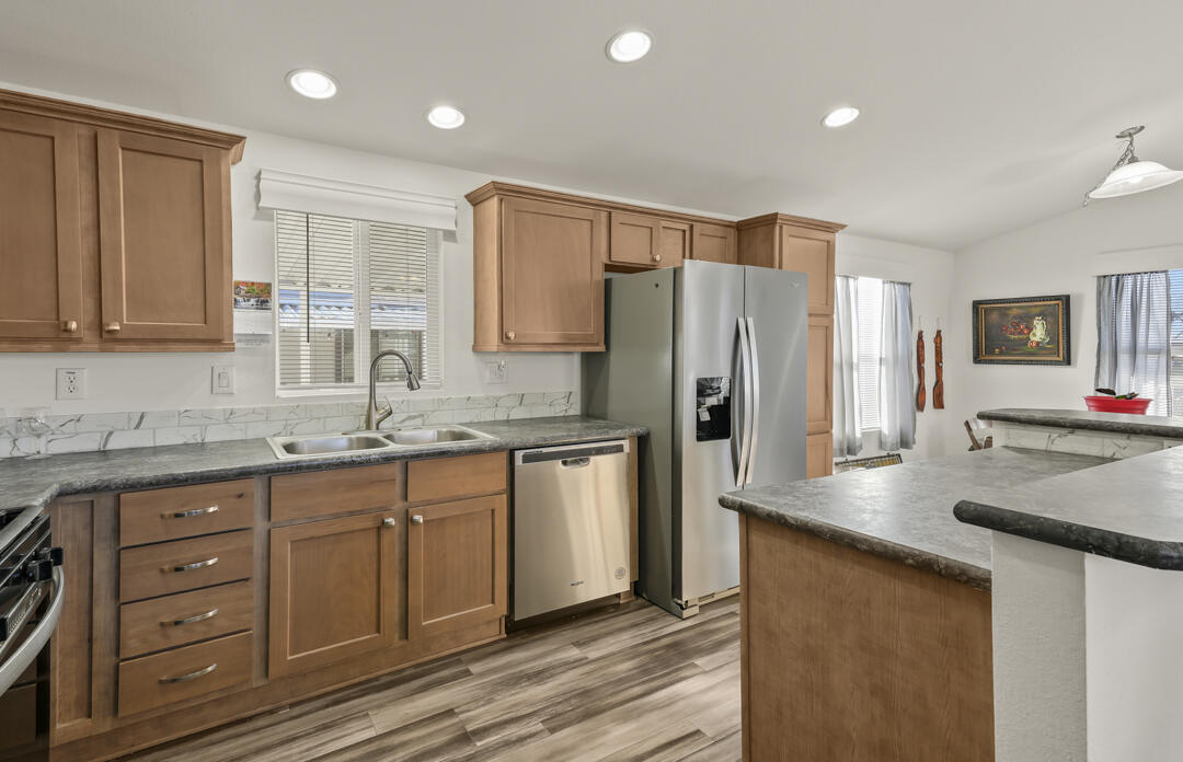 366 Antelope Circle SE