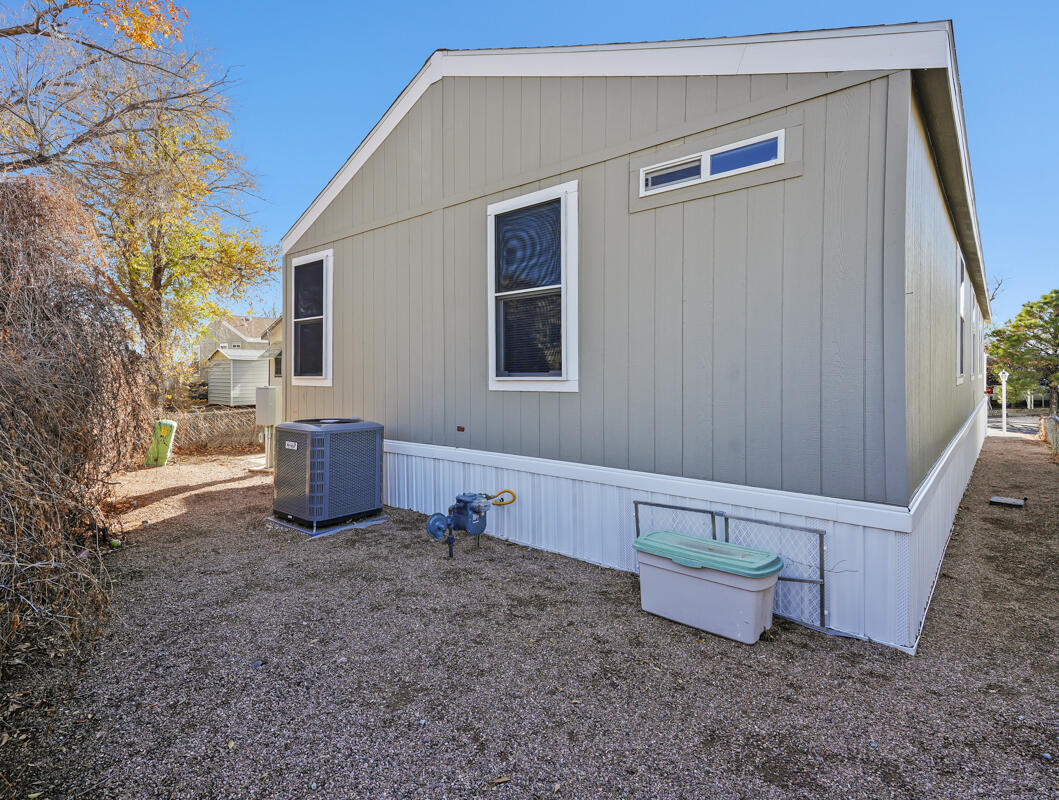 366 Antelope Circle SE