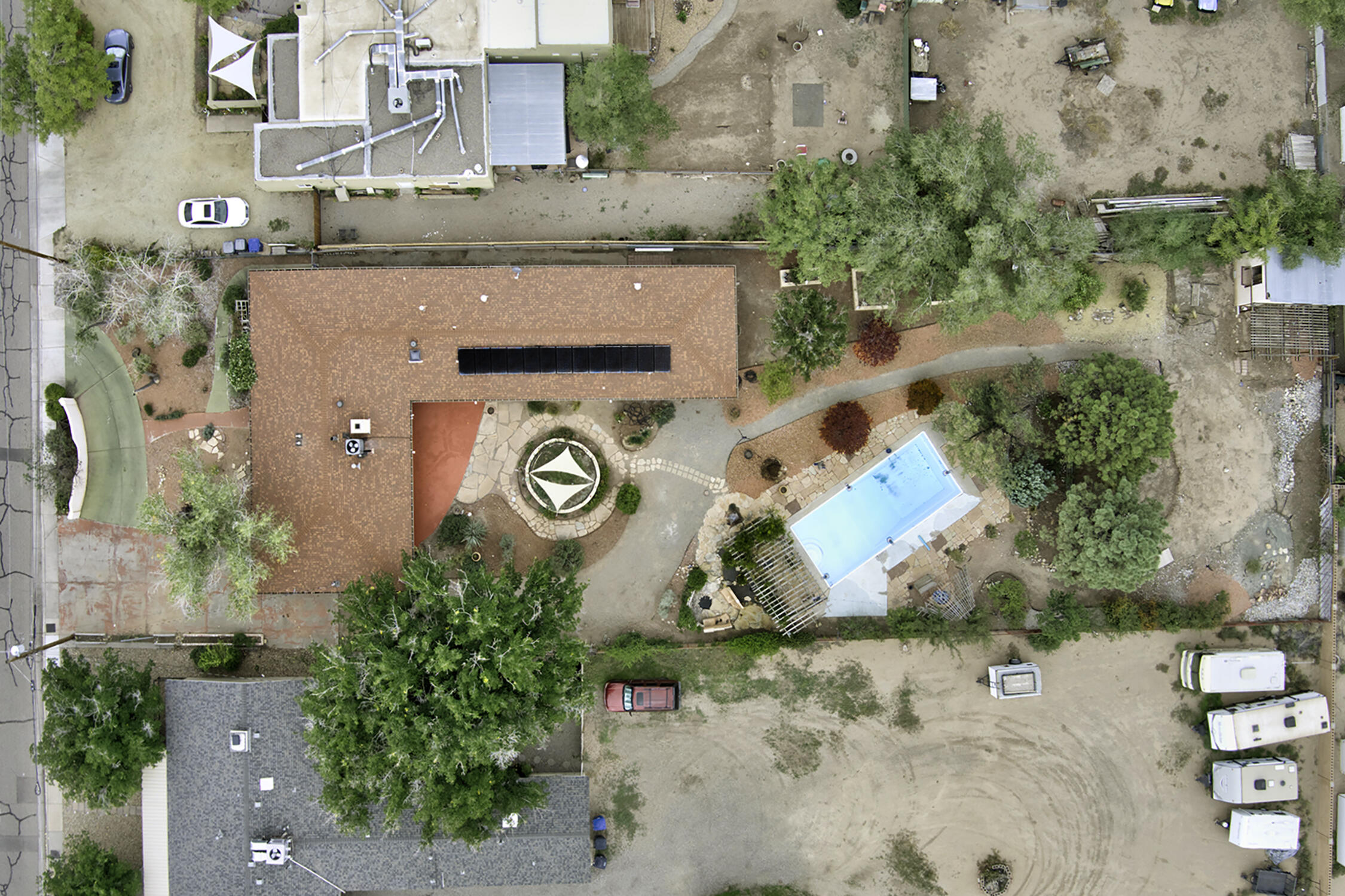 2908 10th Street NW