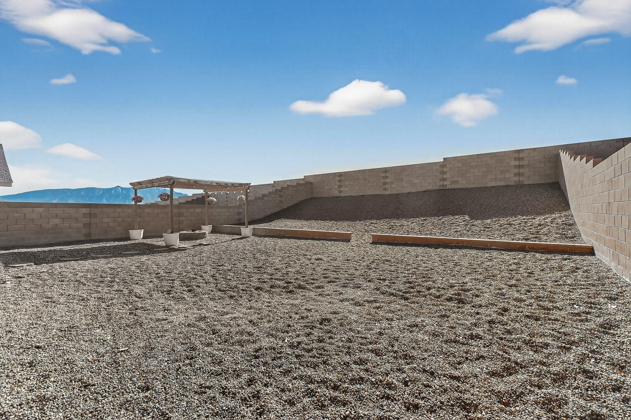 3421 Oregon Trail Road NE