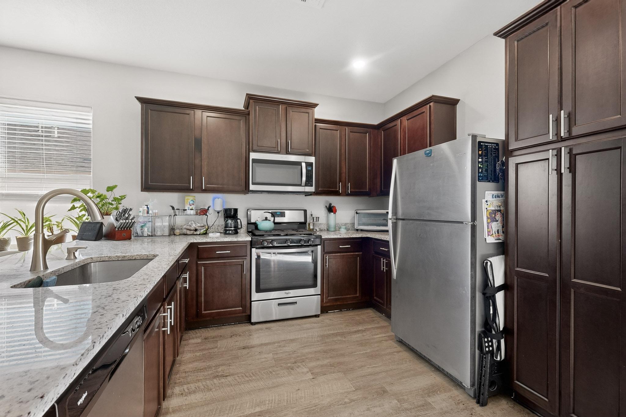 3421 Oregon Trail Road NE