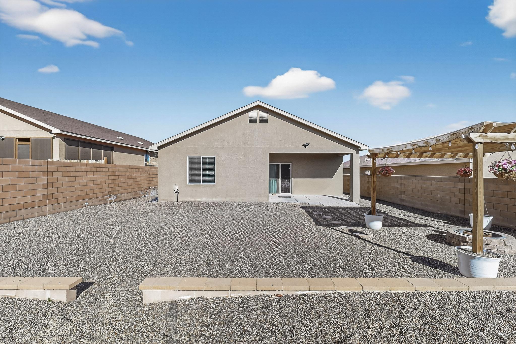 3421 Oregon Trail Road NE