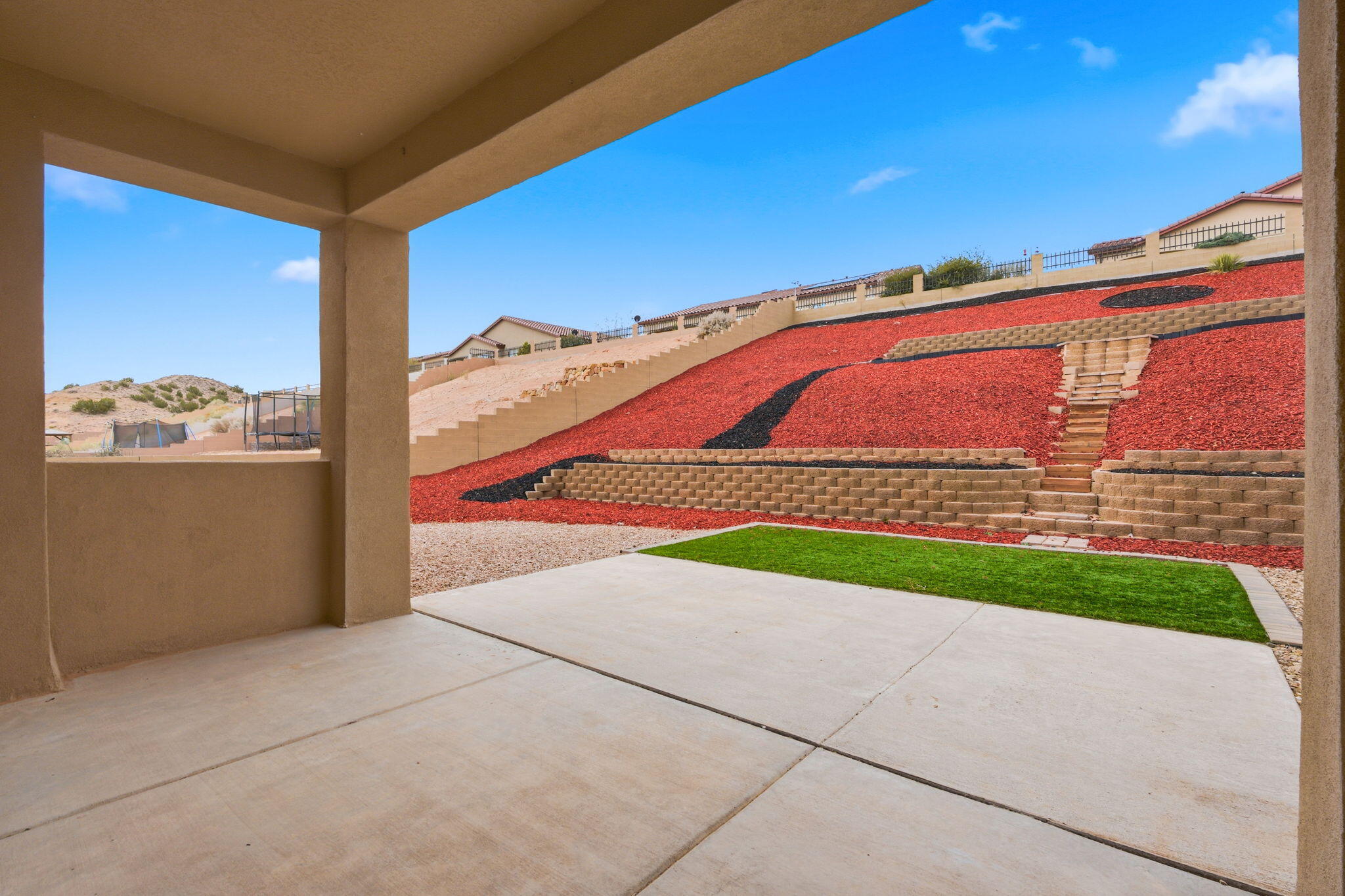 1955 Castle Peak Loop NE