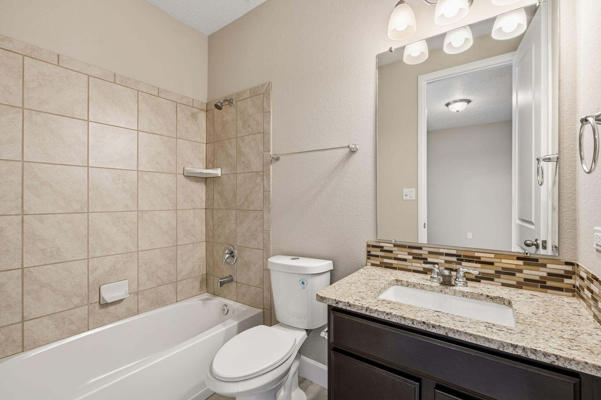 1955 Castle Peak Loop NE