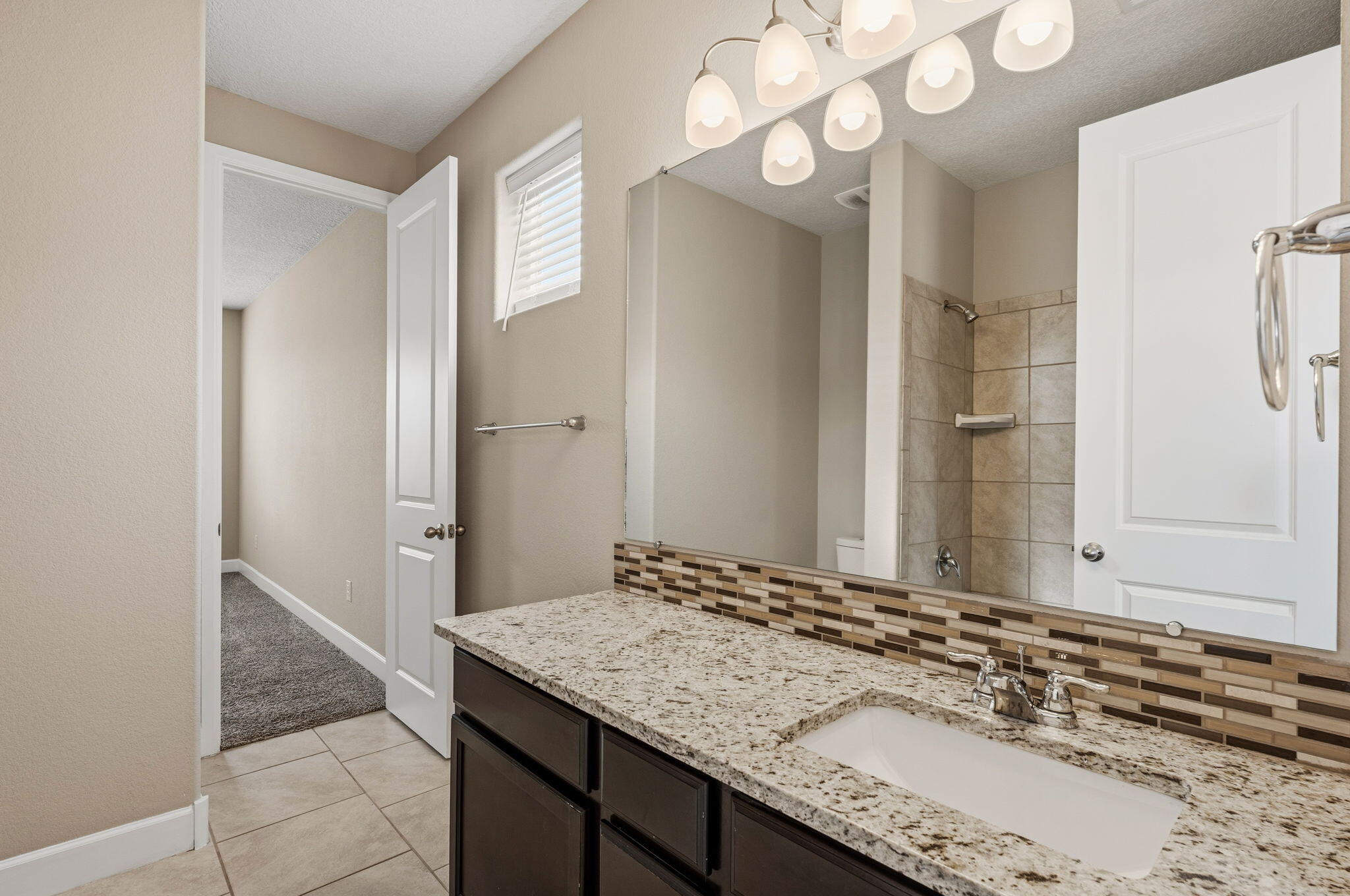 1955 Castle Peak Loop NE