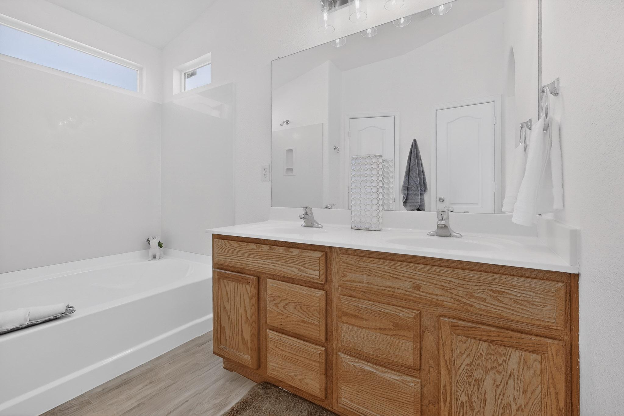 3724 Oasis Springs Road NE