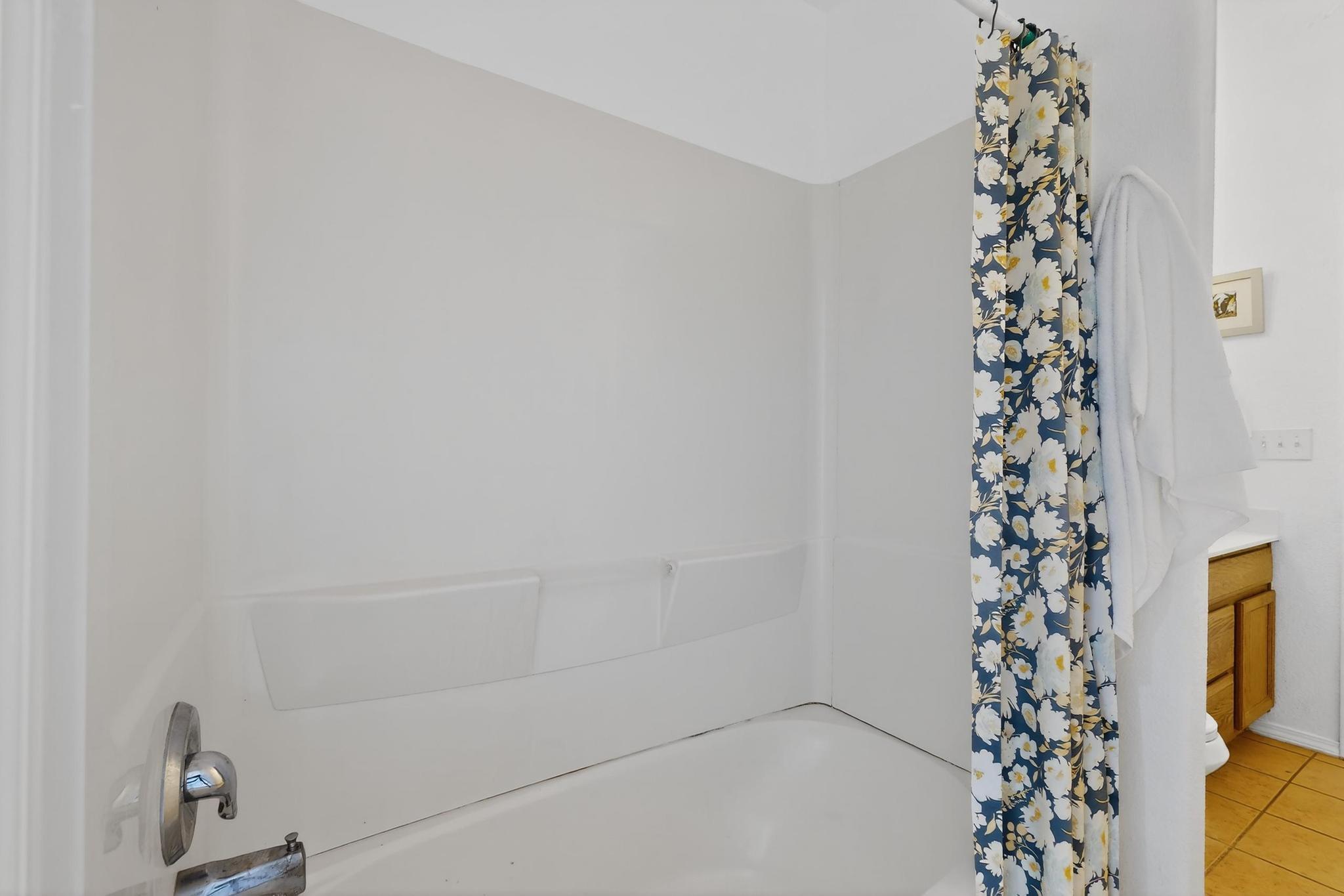 3724 Oasis Springs Road NE