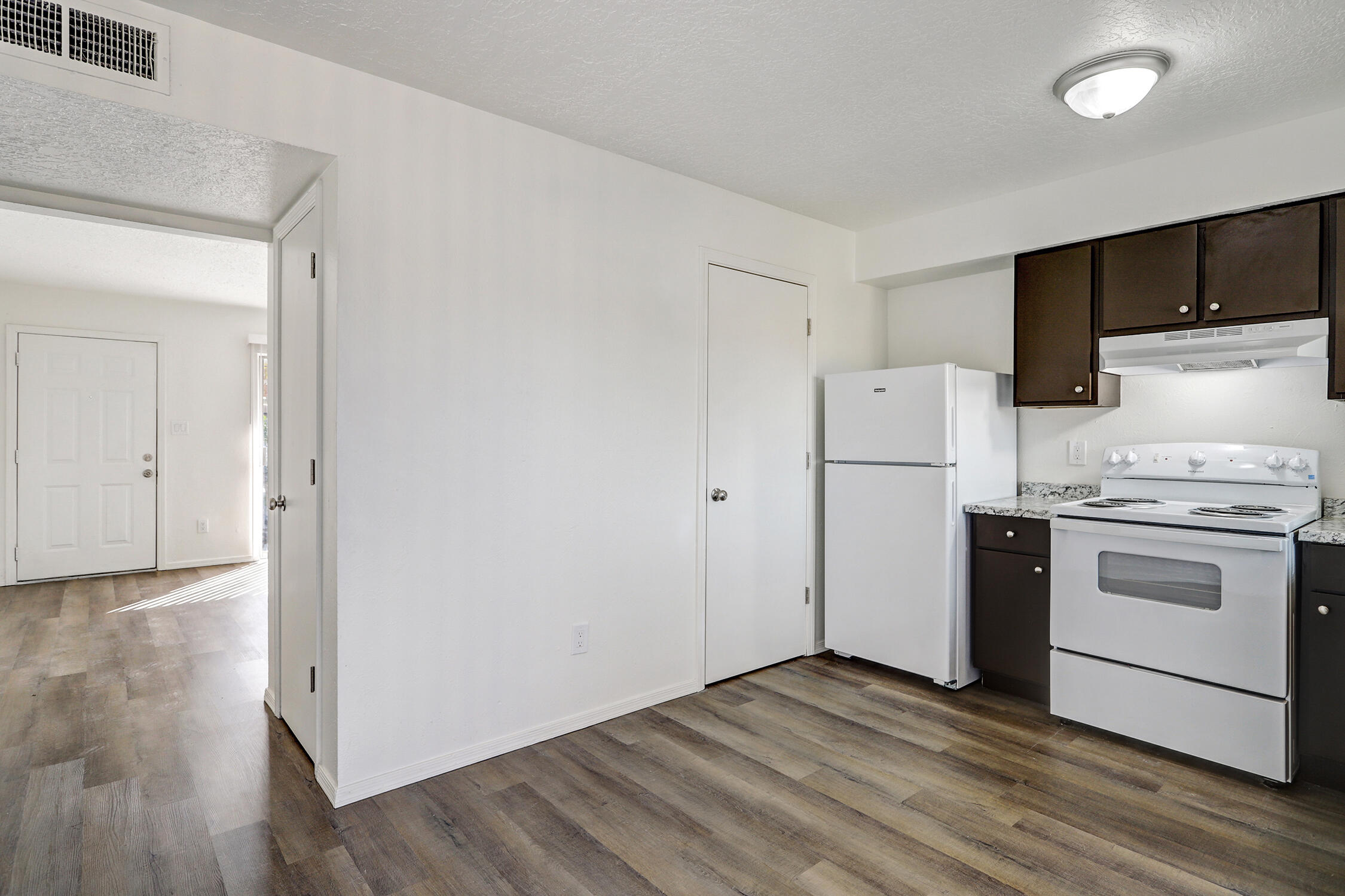 10789 Towner Avenue NE