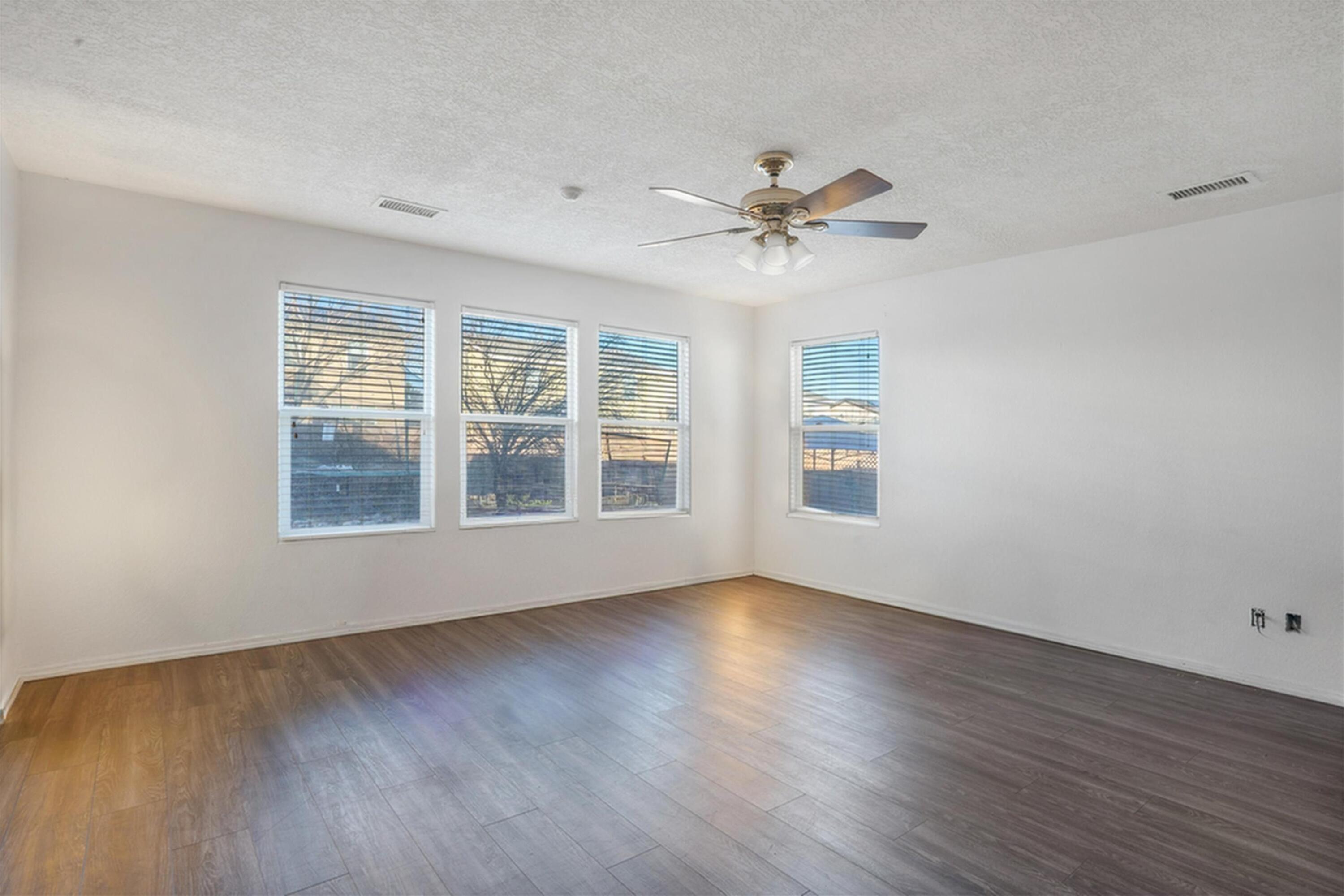 10731 Humphries Lane SW