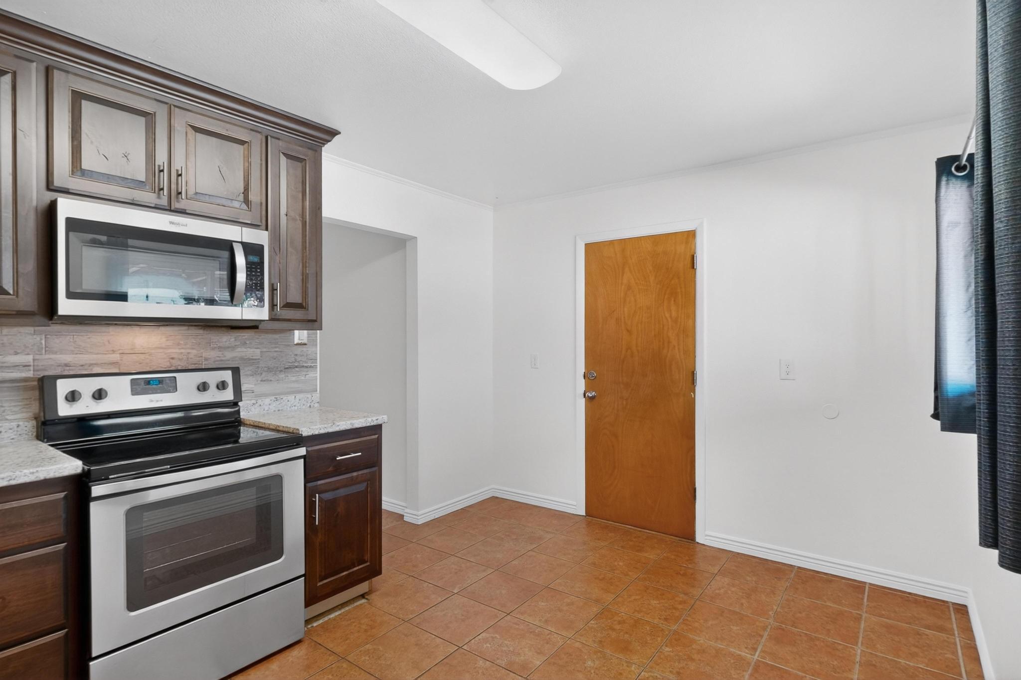 1237 Westerfeld Drive NE