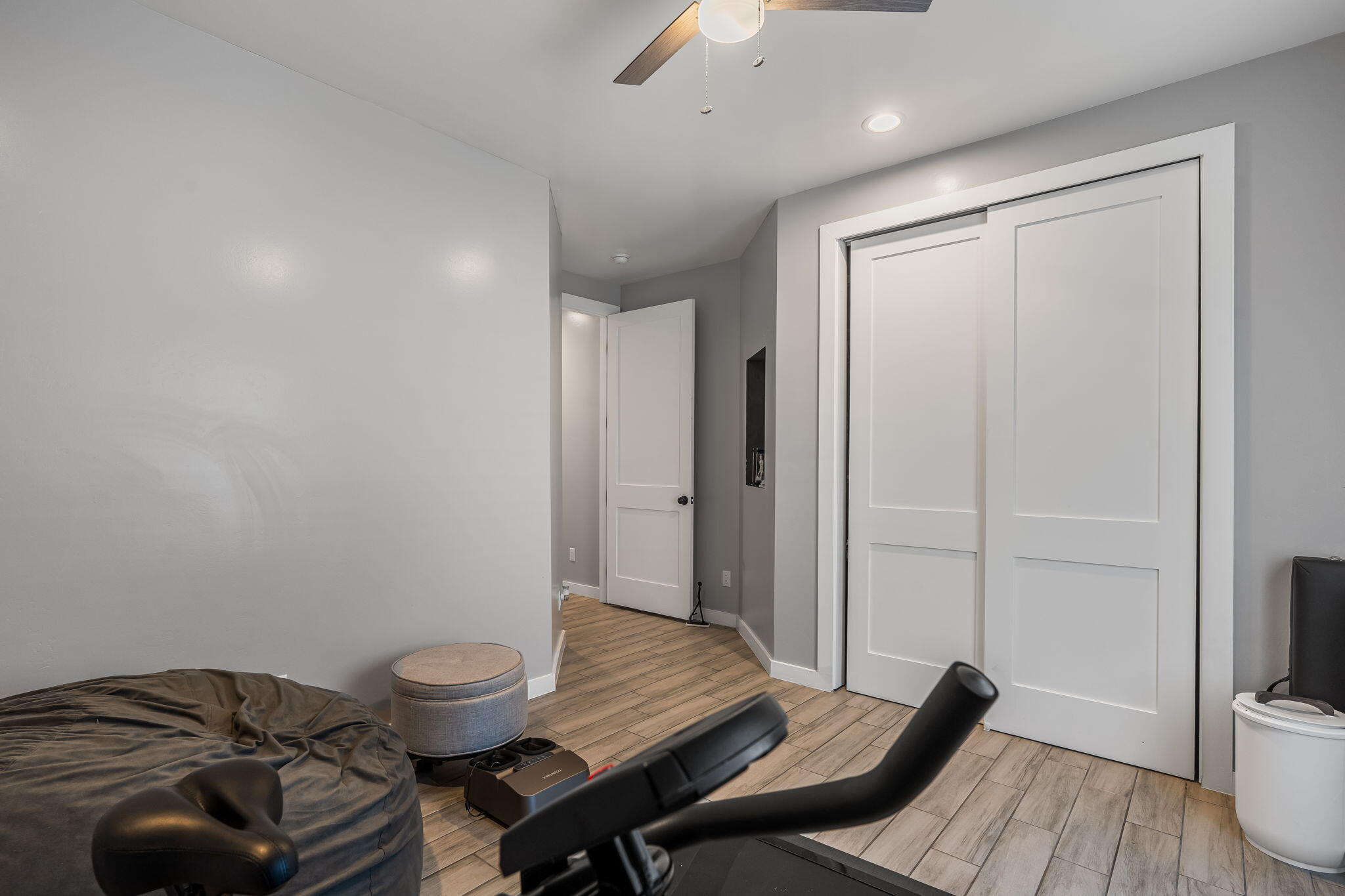 328 Camino Siete Road SW