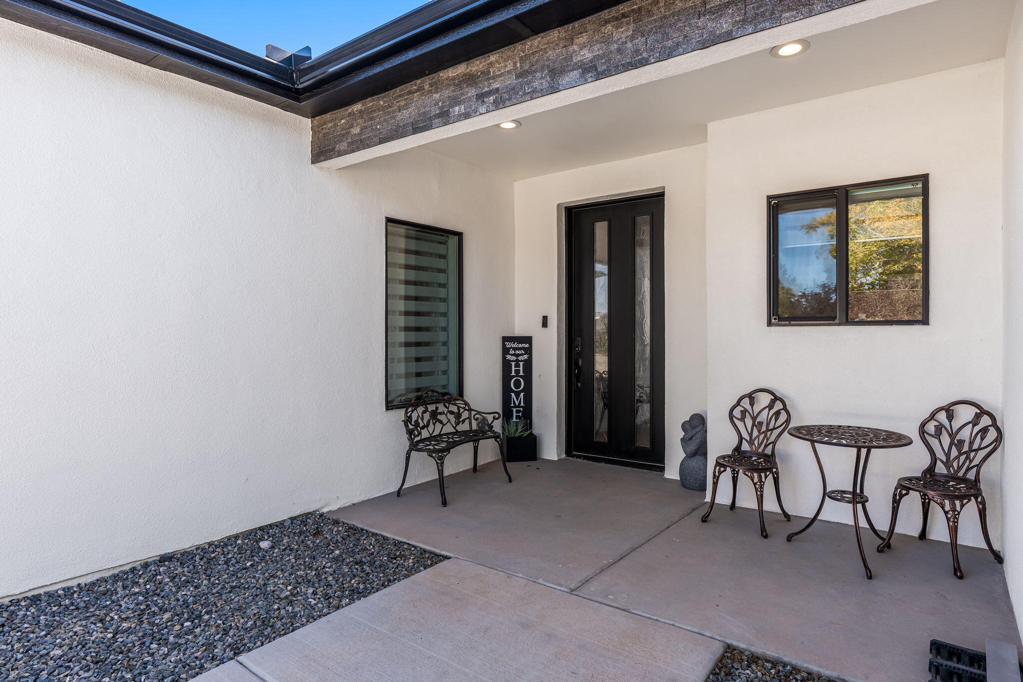 328 Camino Siete Road SW