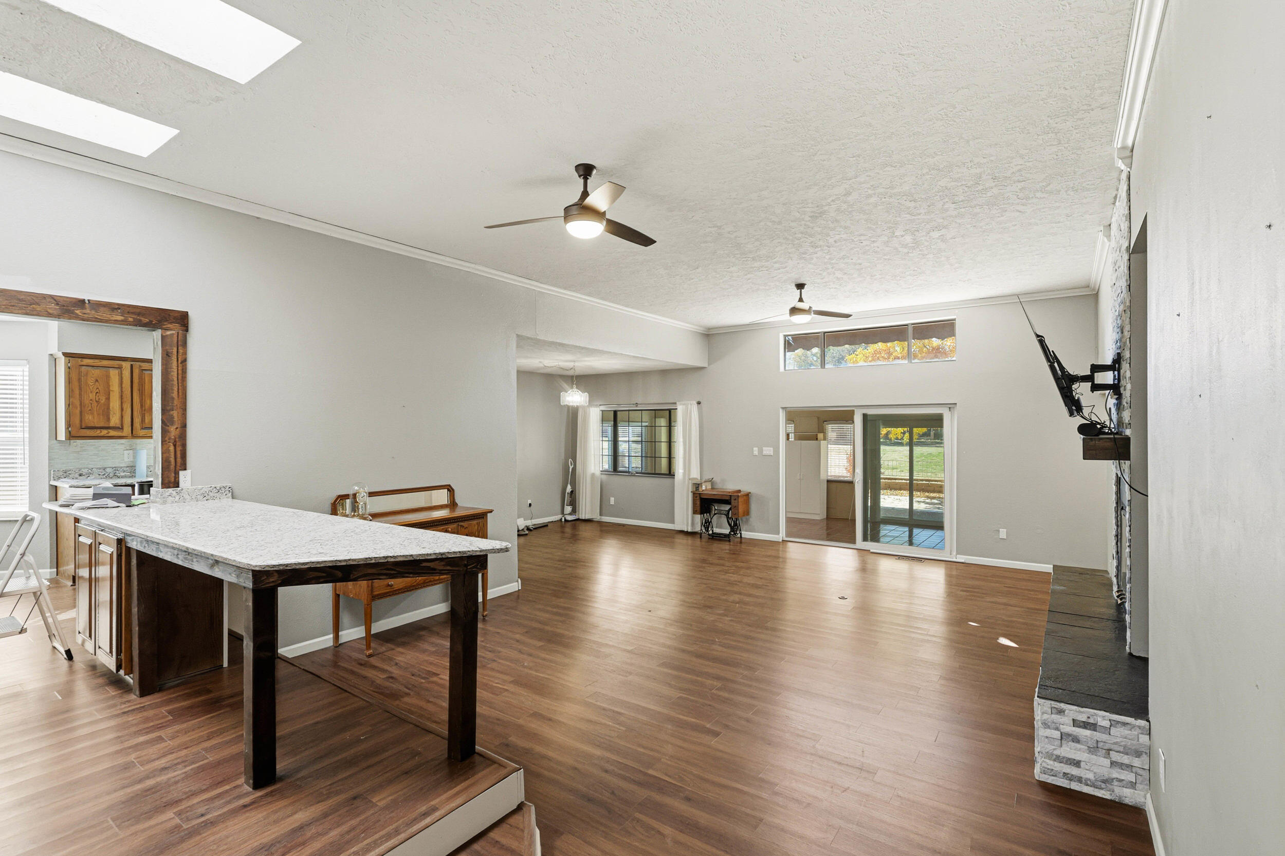 608 Willowbrook Lane