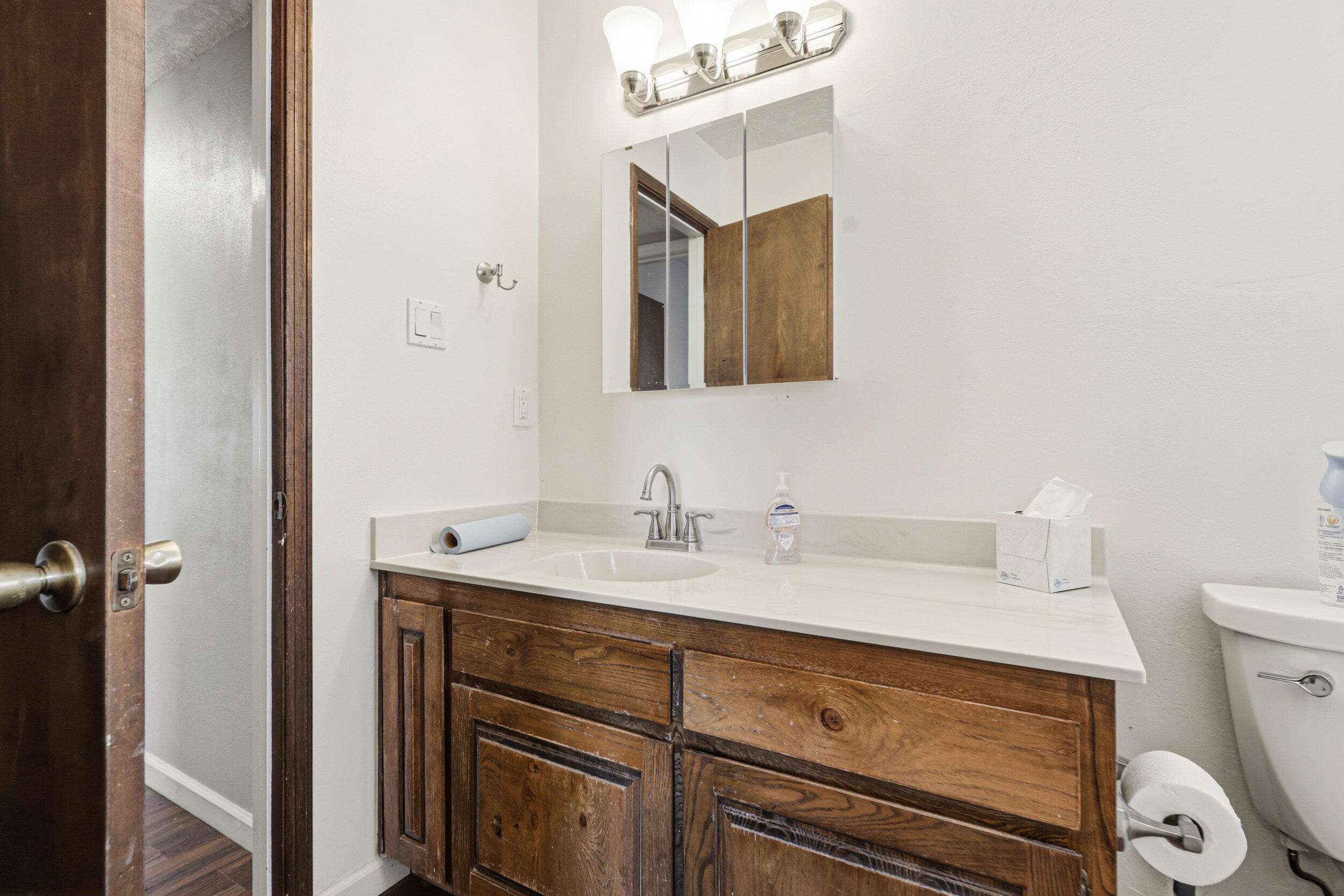 608 Willowbrook Lane