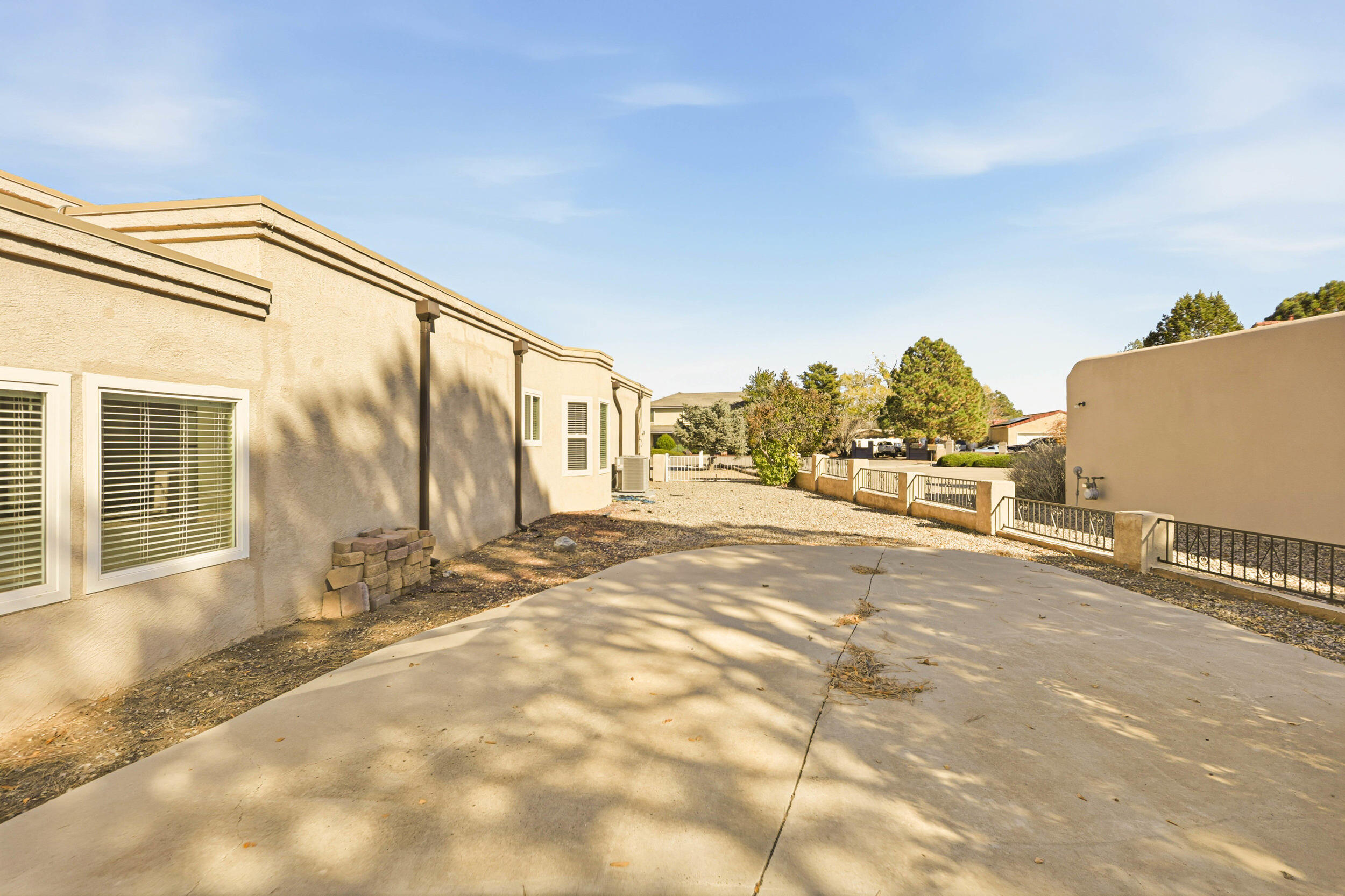 608 Willowbrook Lane