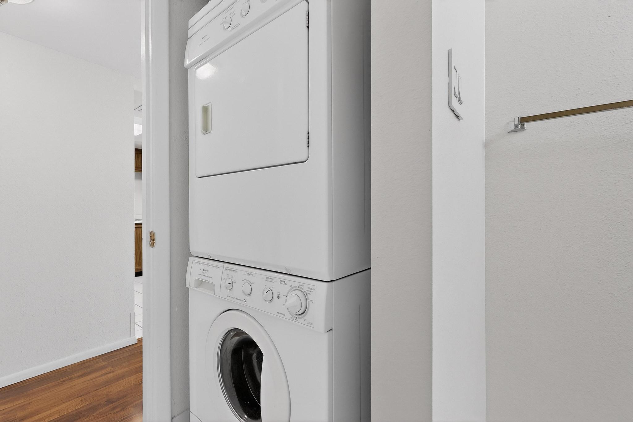 925 Country Club Drive SE APT C