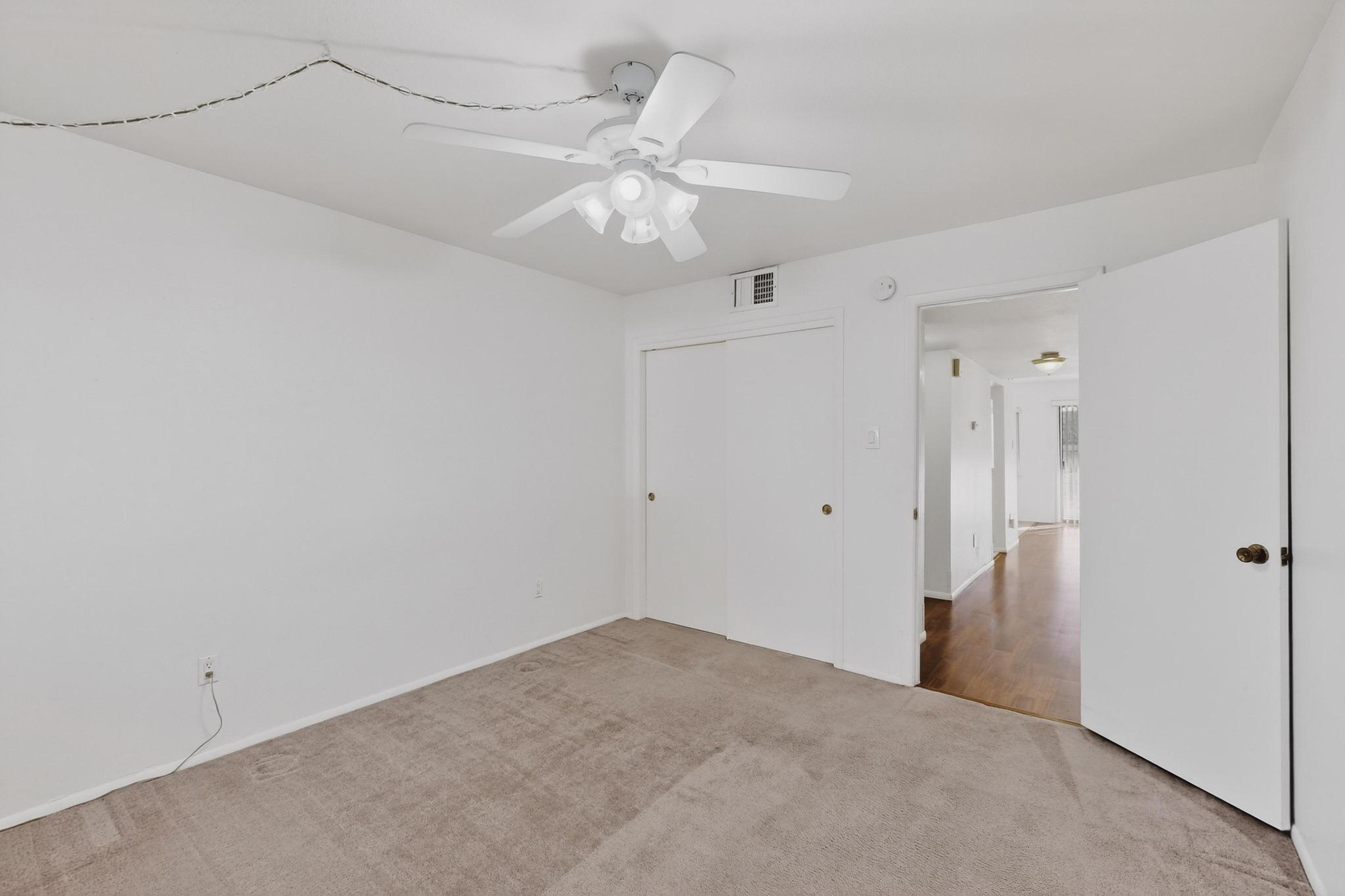 925 Country Club Drive SE APT C