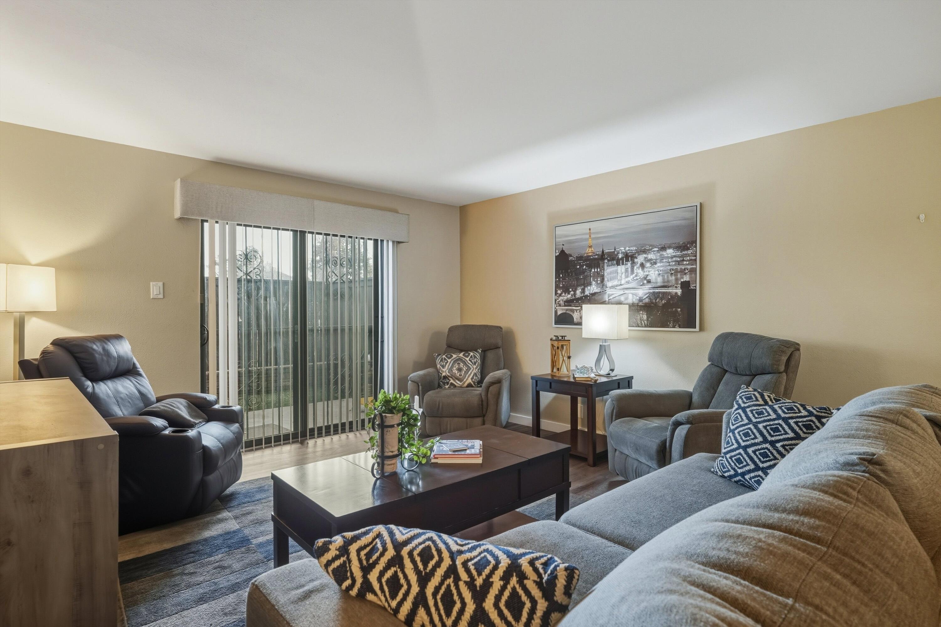 1601 Pennsylvania Street NE Y3