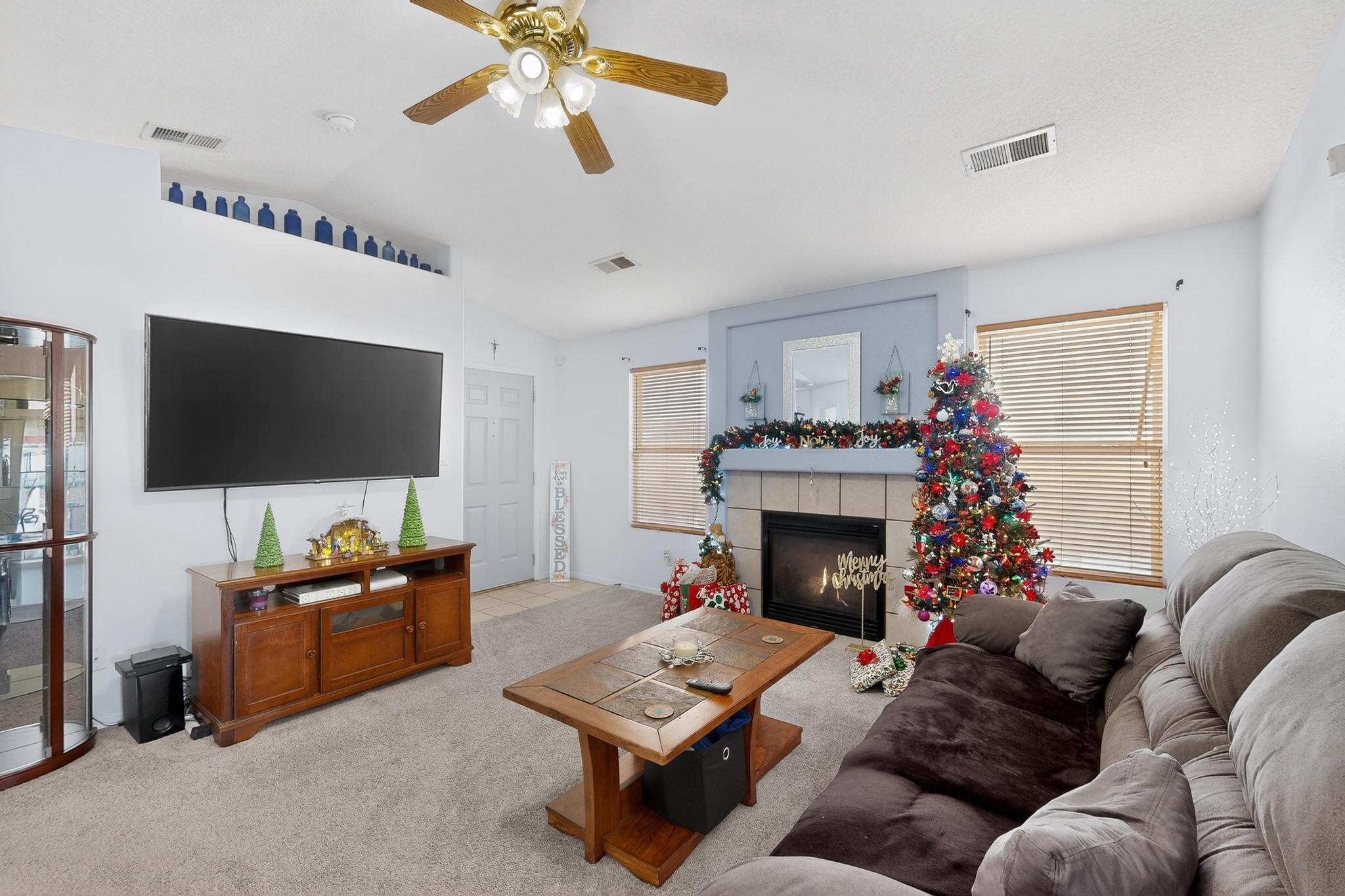 1724 Cielo Oeste Place NW