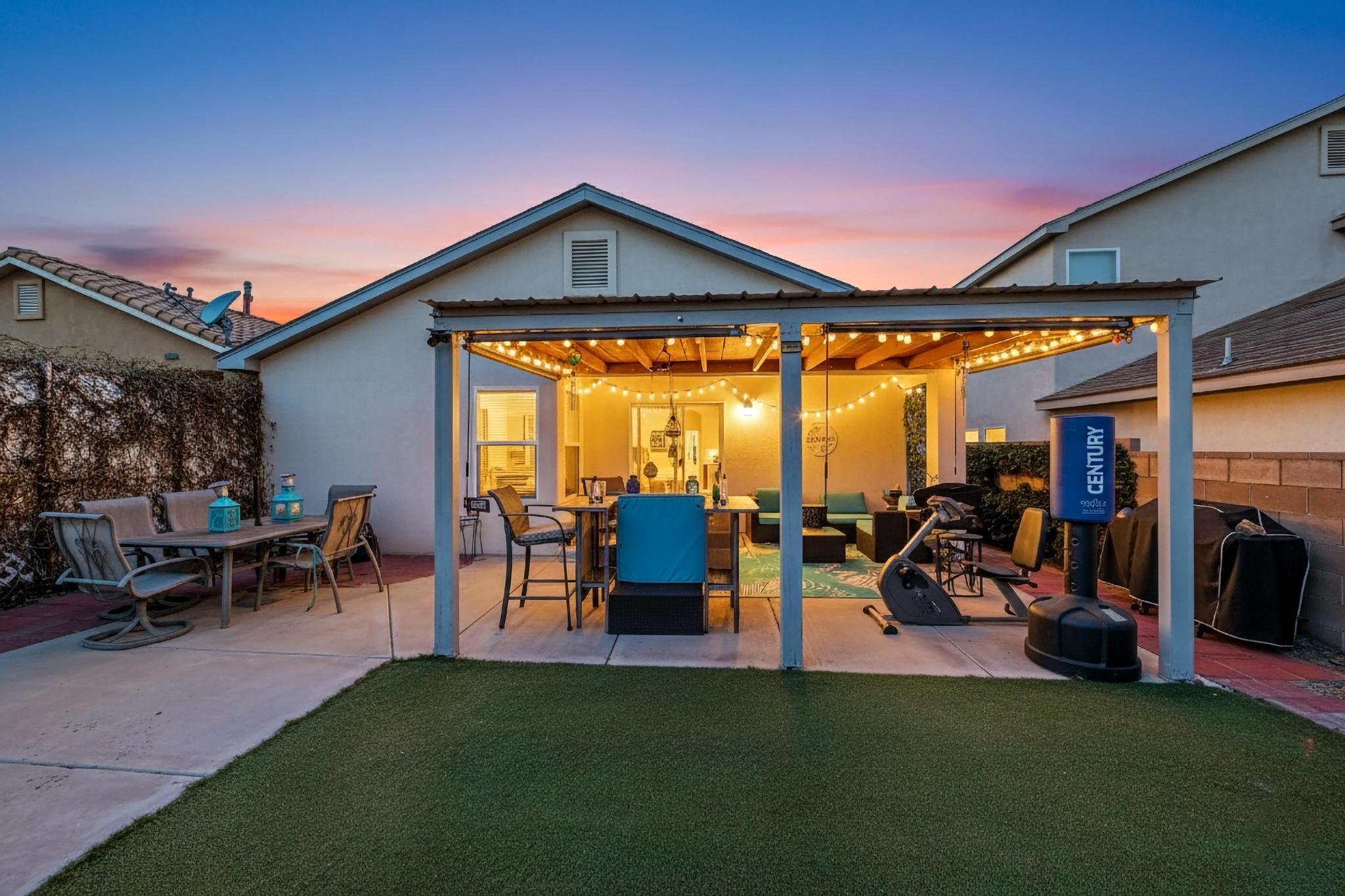 1724 Cielo Oeste Place NW