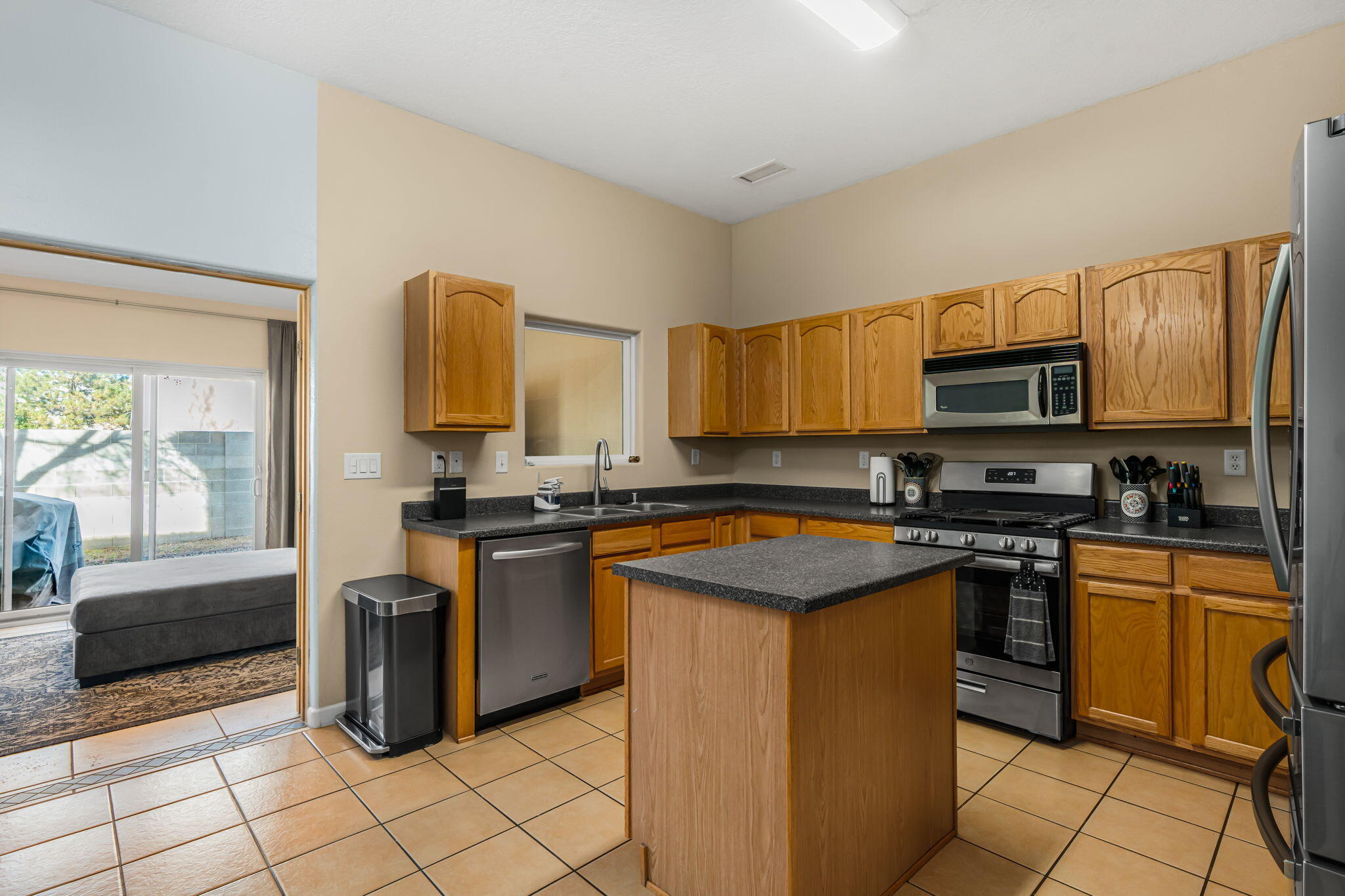 450 Minturn Loop NE