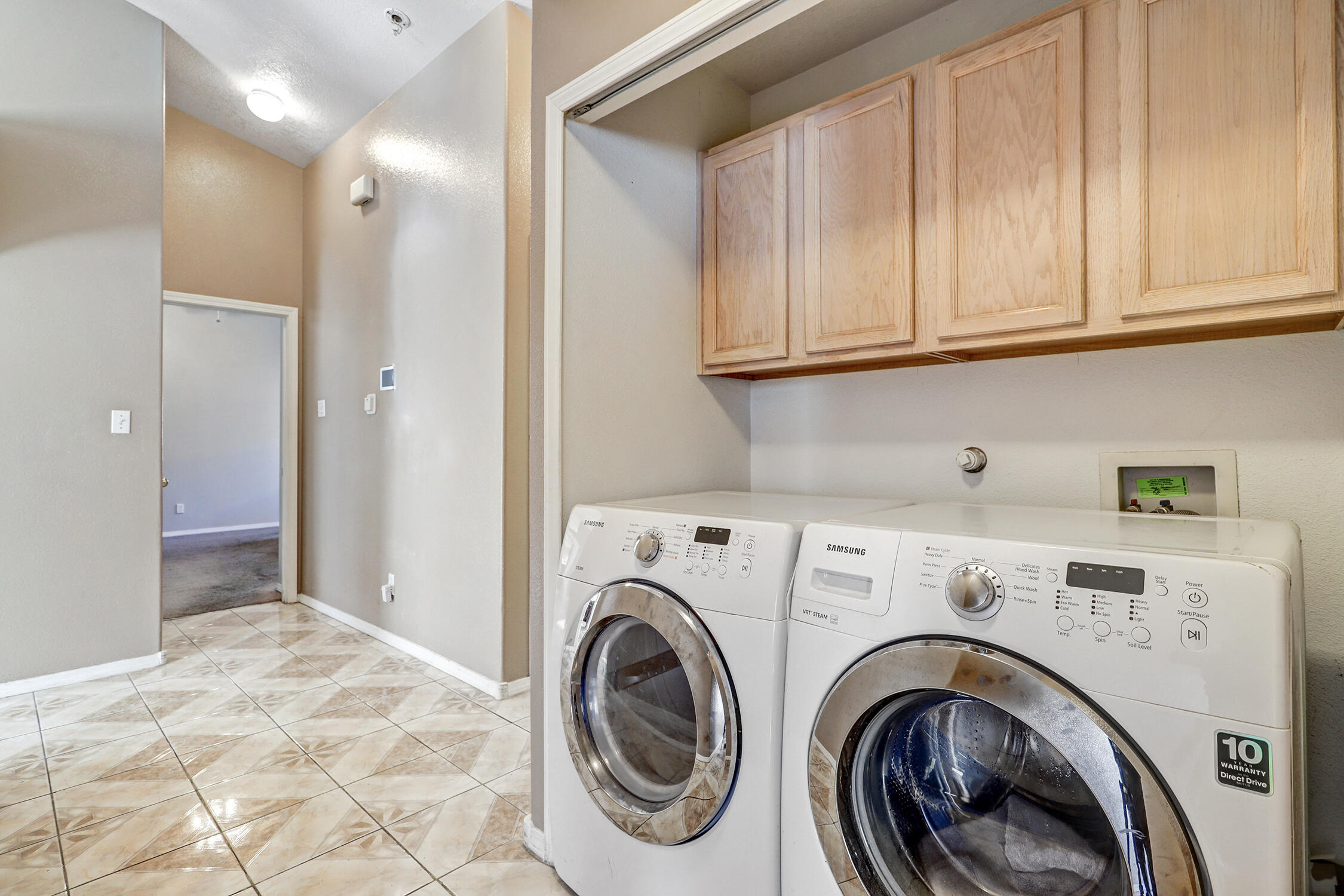 463 Sunrise West Drive SW