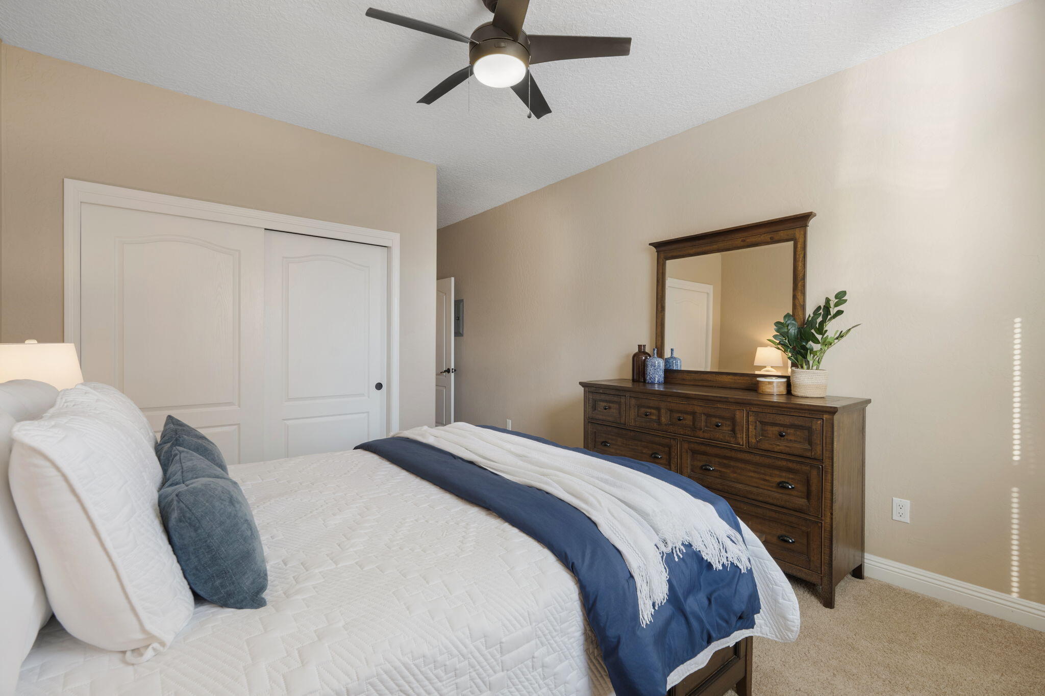 1514 Salida Sol Drive SE