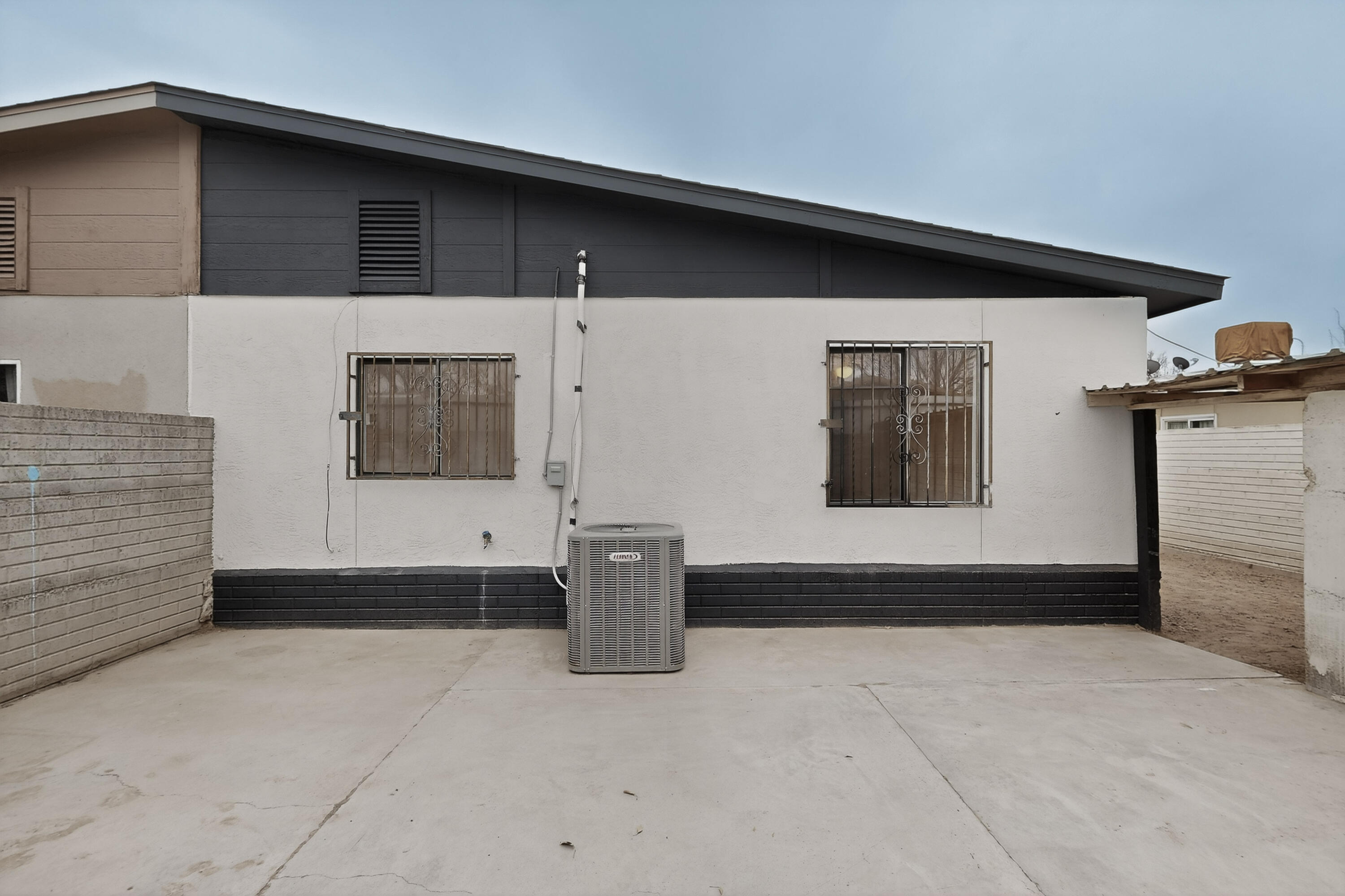 1153 Maple Street