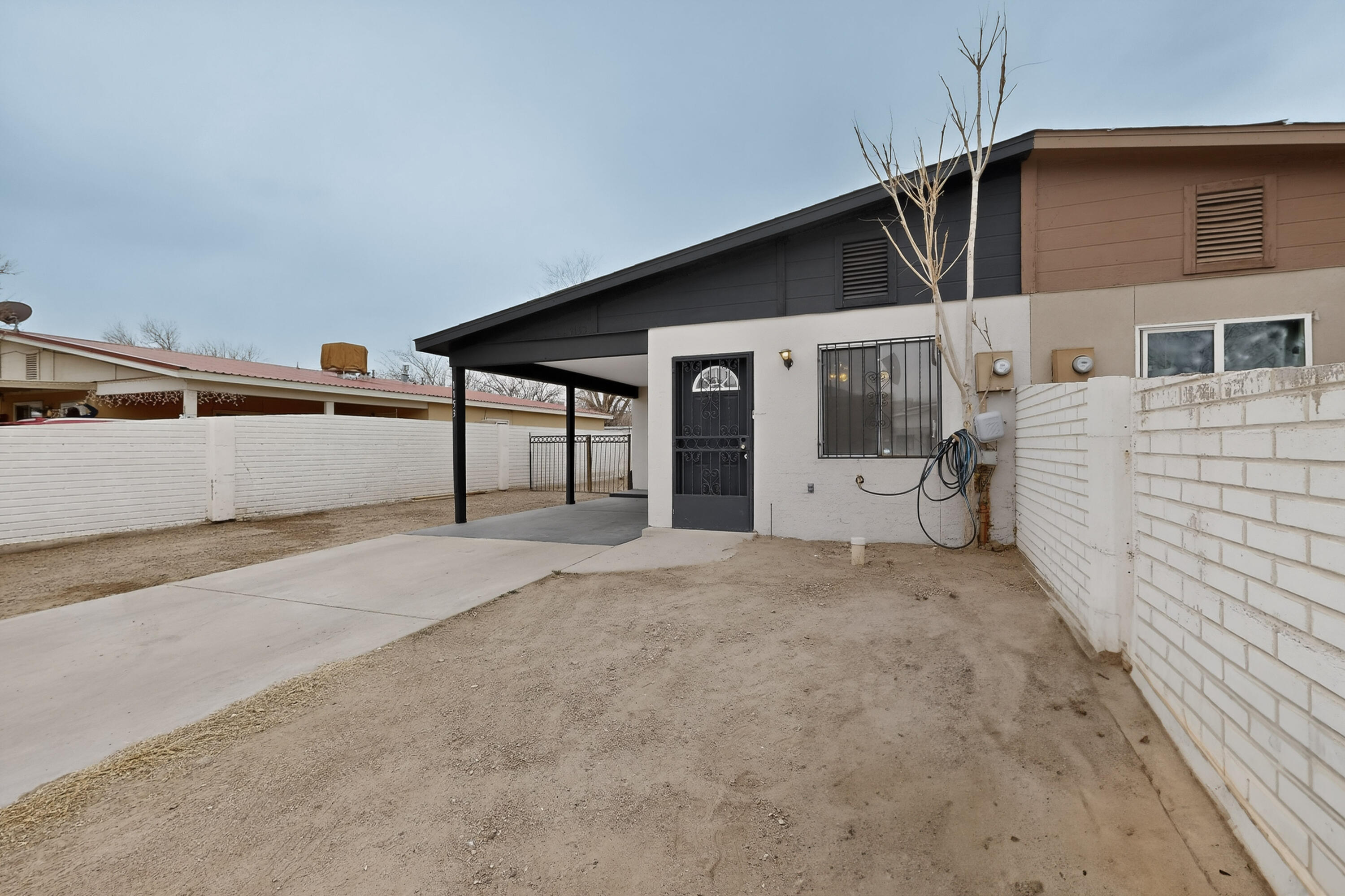 1153 Maple Street