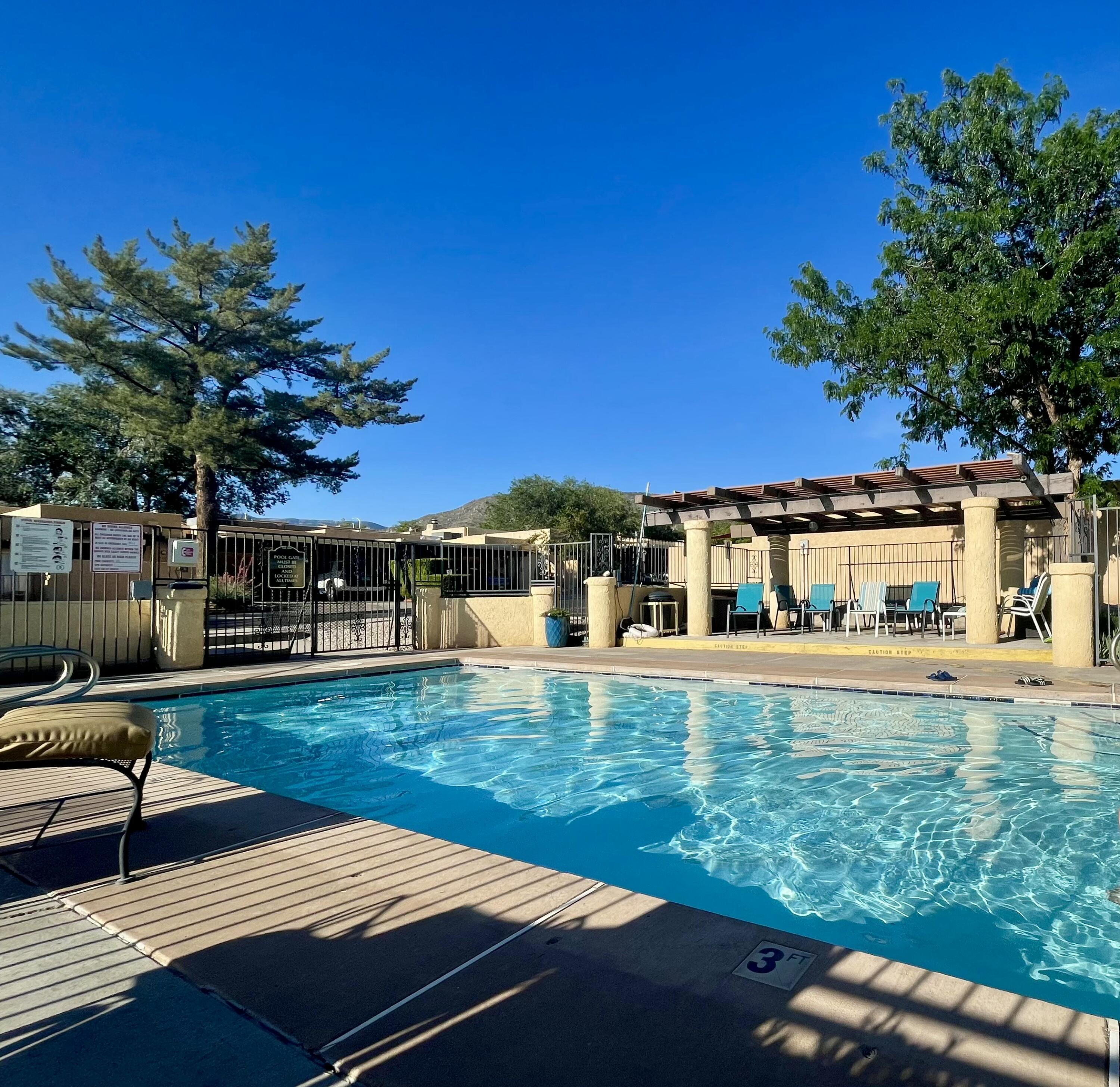 34 Casa Hermosa Drive NE