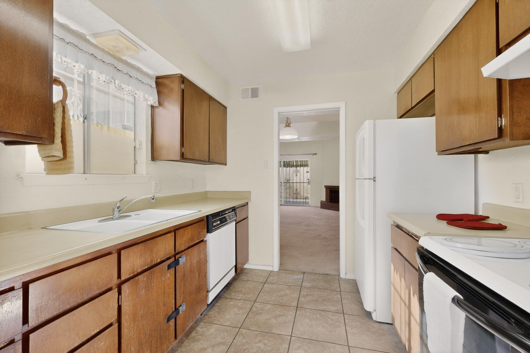 34 Casa Hermosa Drive NE