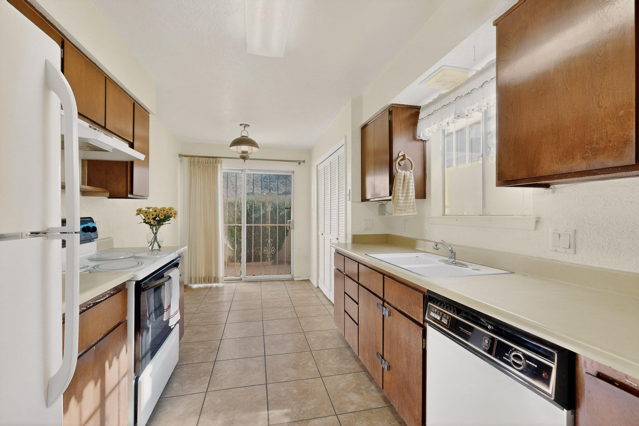 34 Casa Hermosa Drive NE