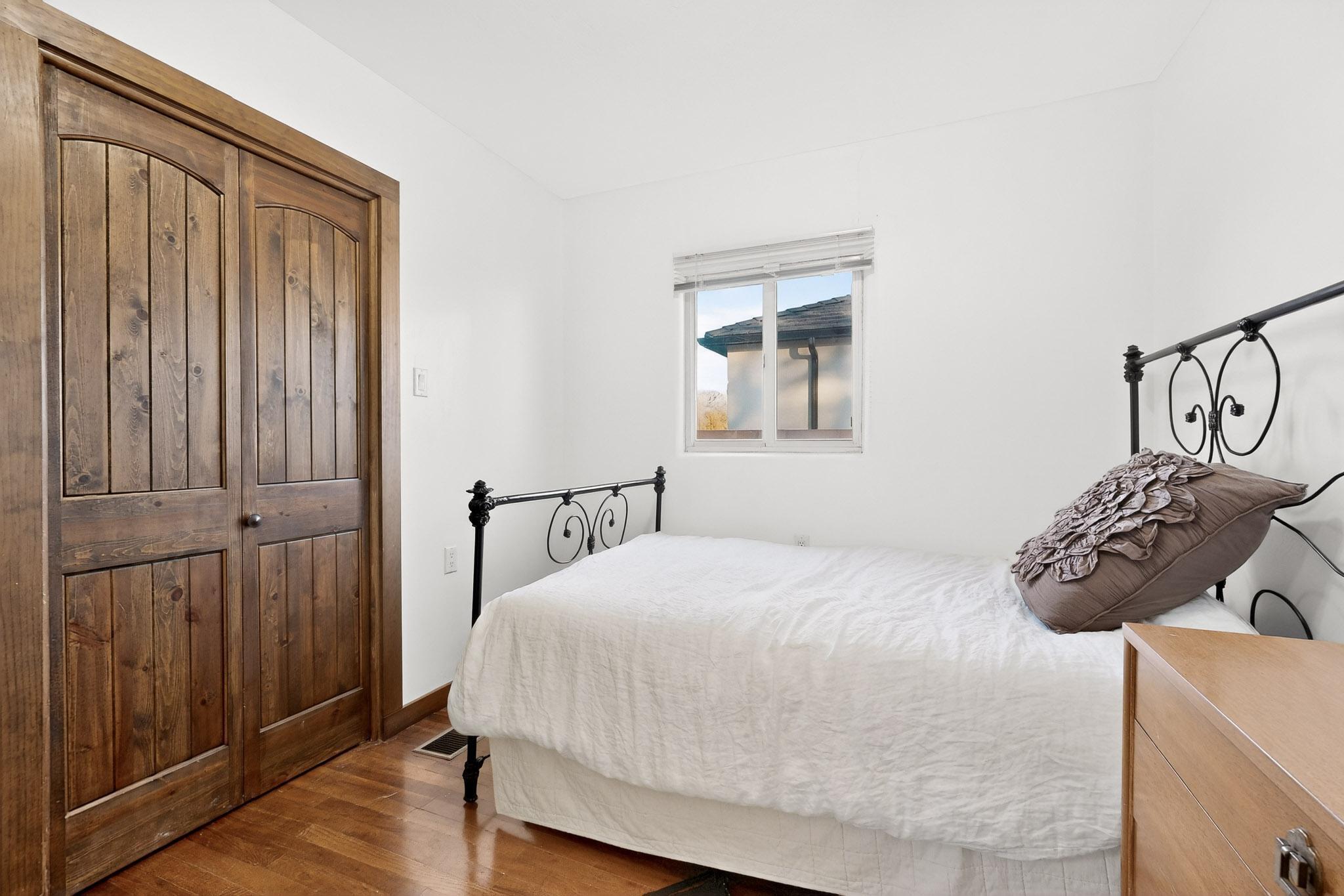 98 Rancho Pequenos Way NW