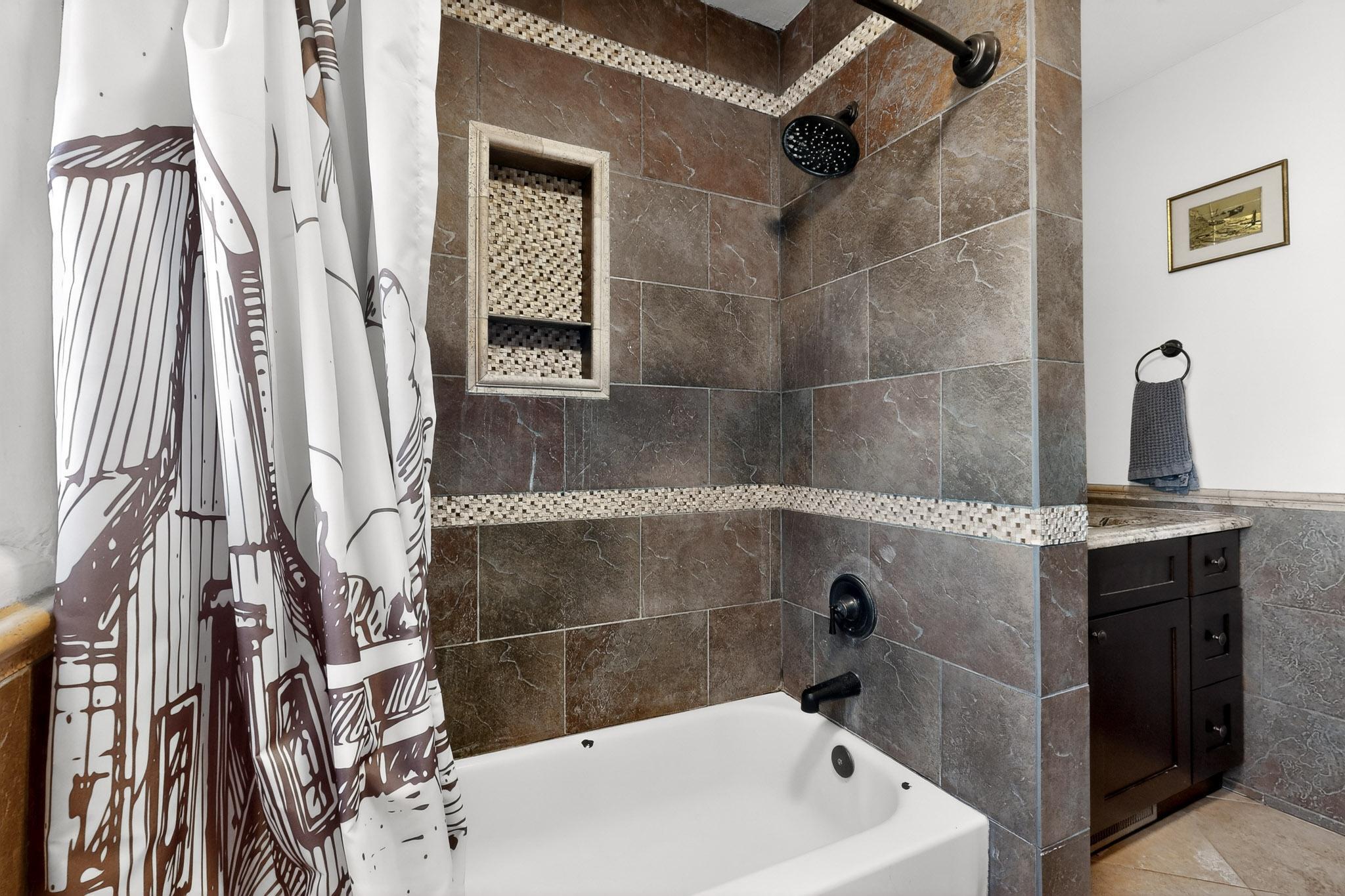 98 Rancho Pequenos Way NW