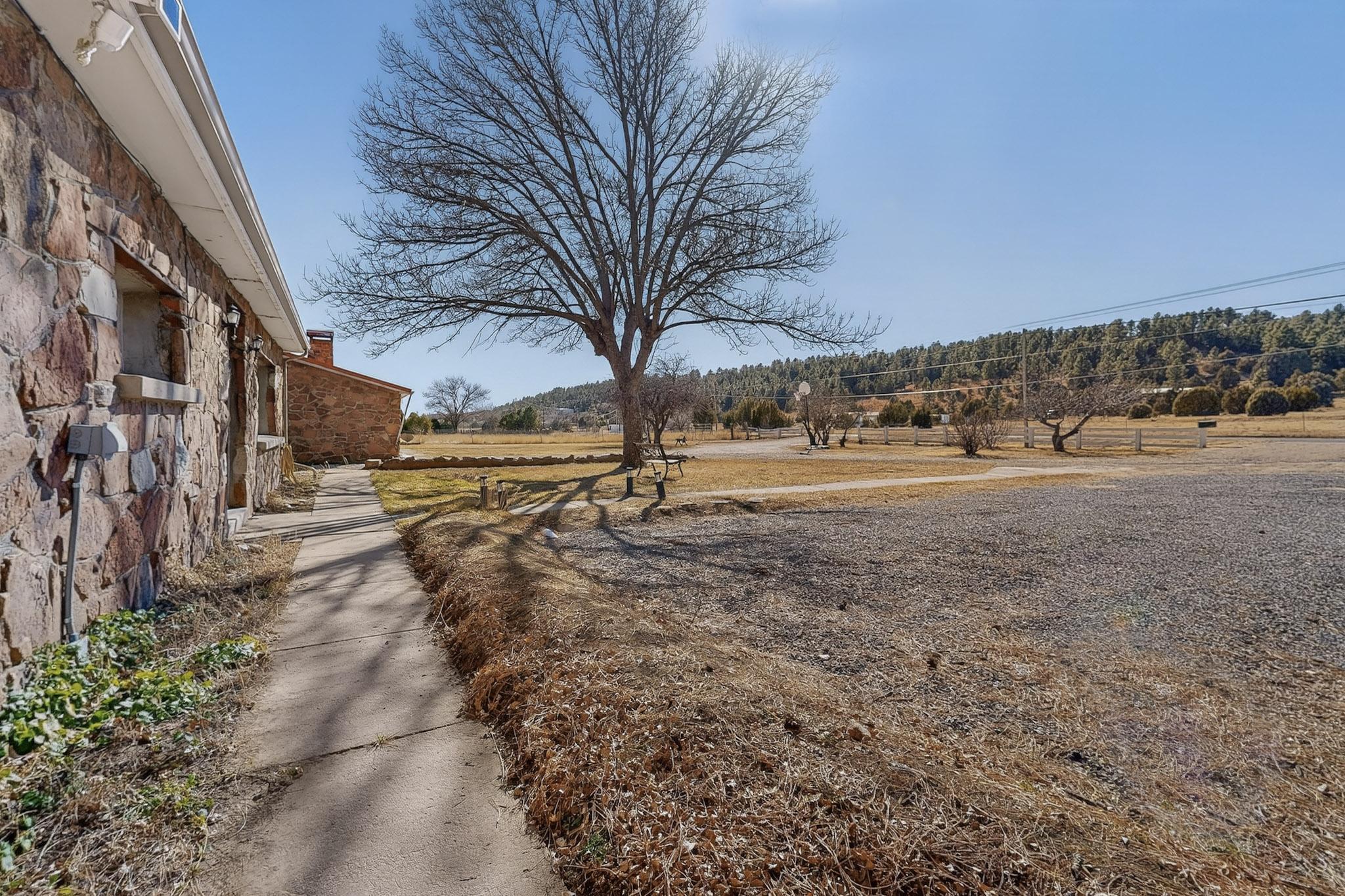 304 Highway 65