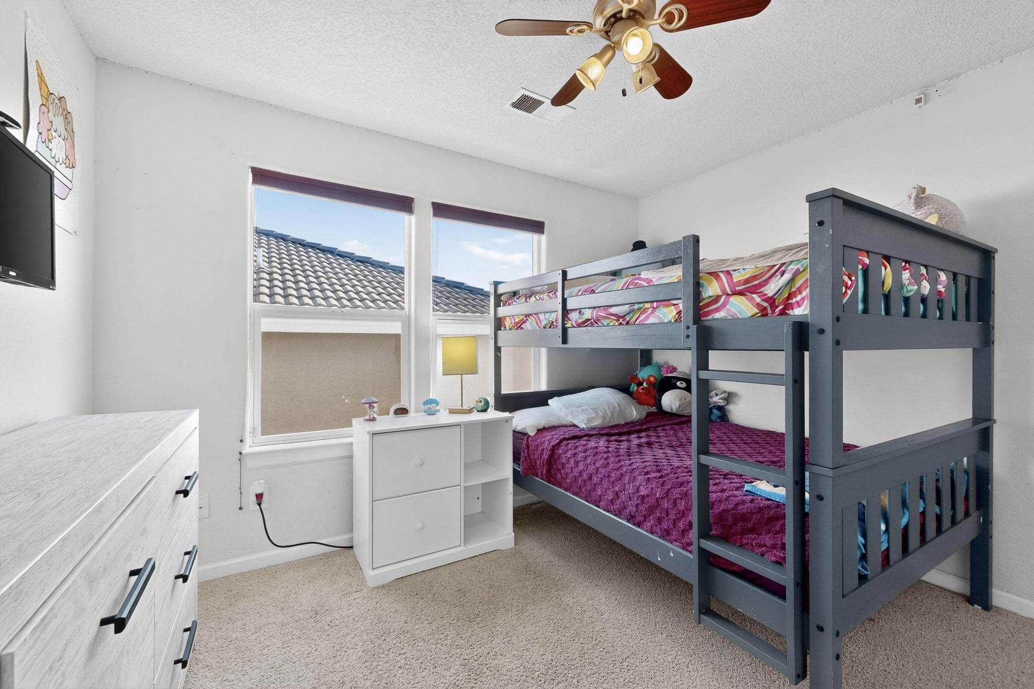 7121 Fairbanks Drive NE