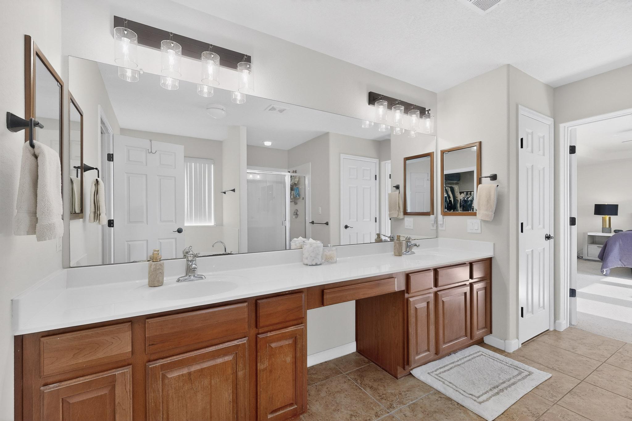 7121 Fairbanks Drive NE