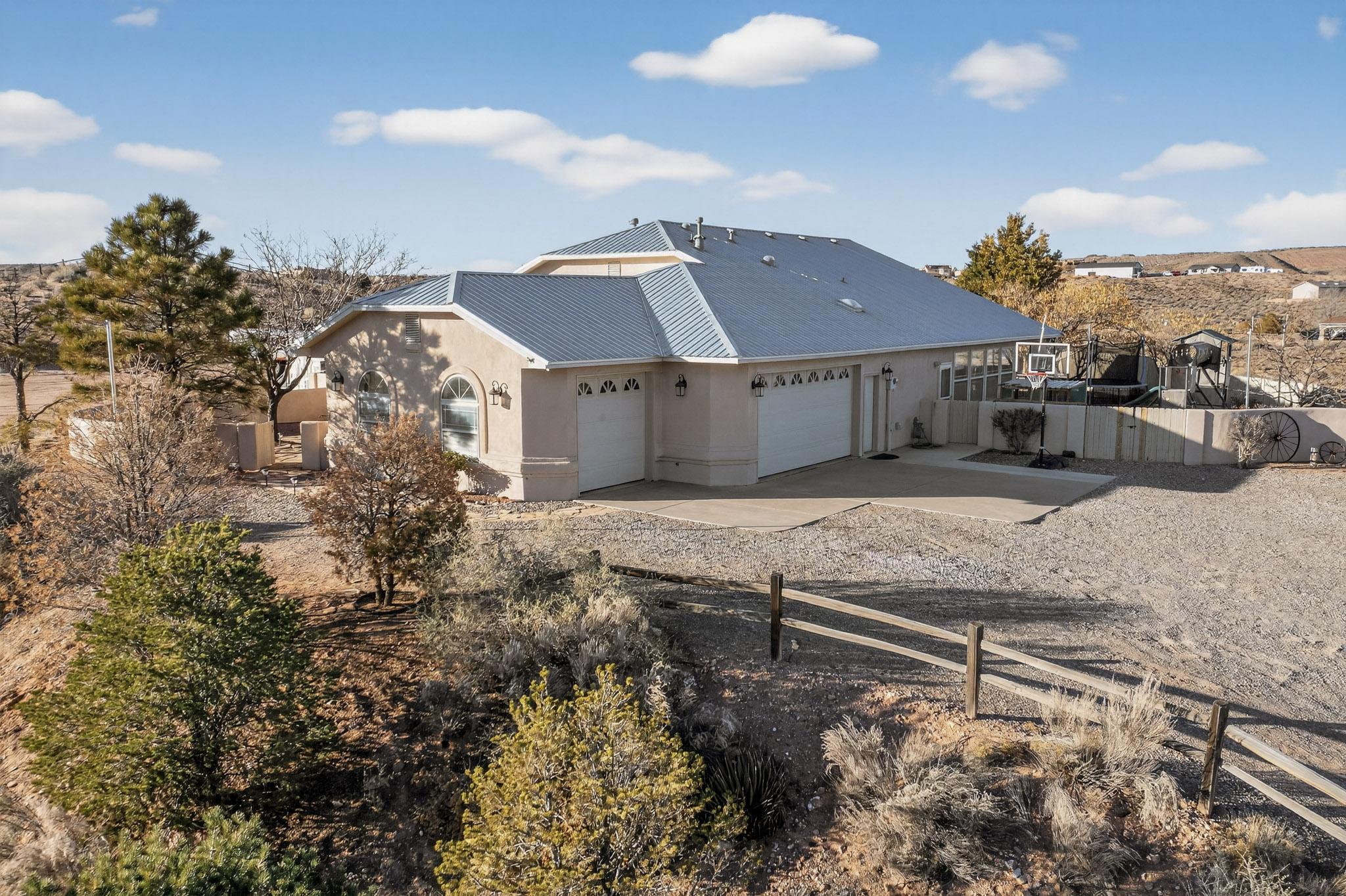 5719 Sarasota Road NE