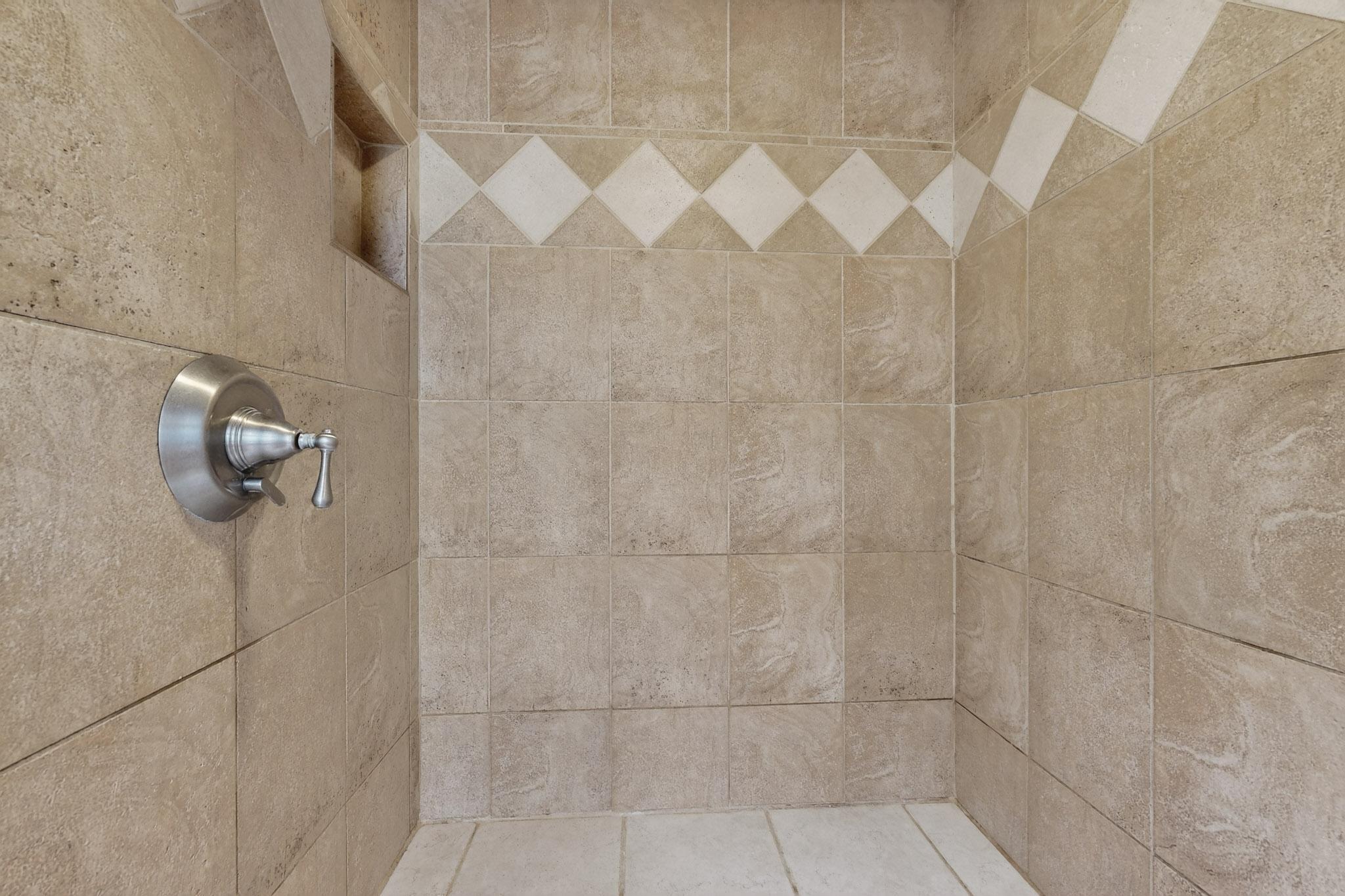 5719 Sarasota Road NE