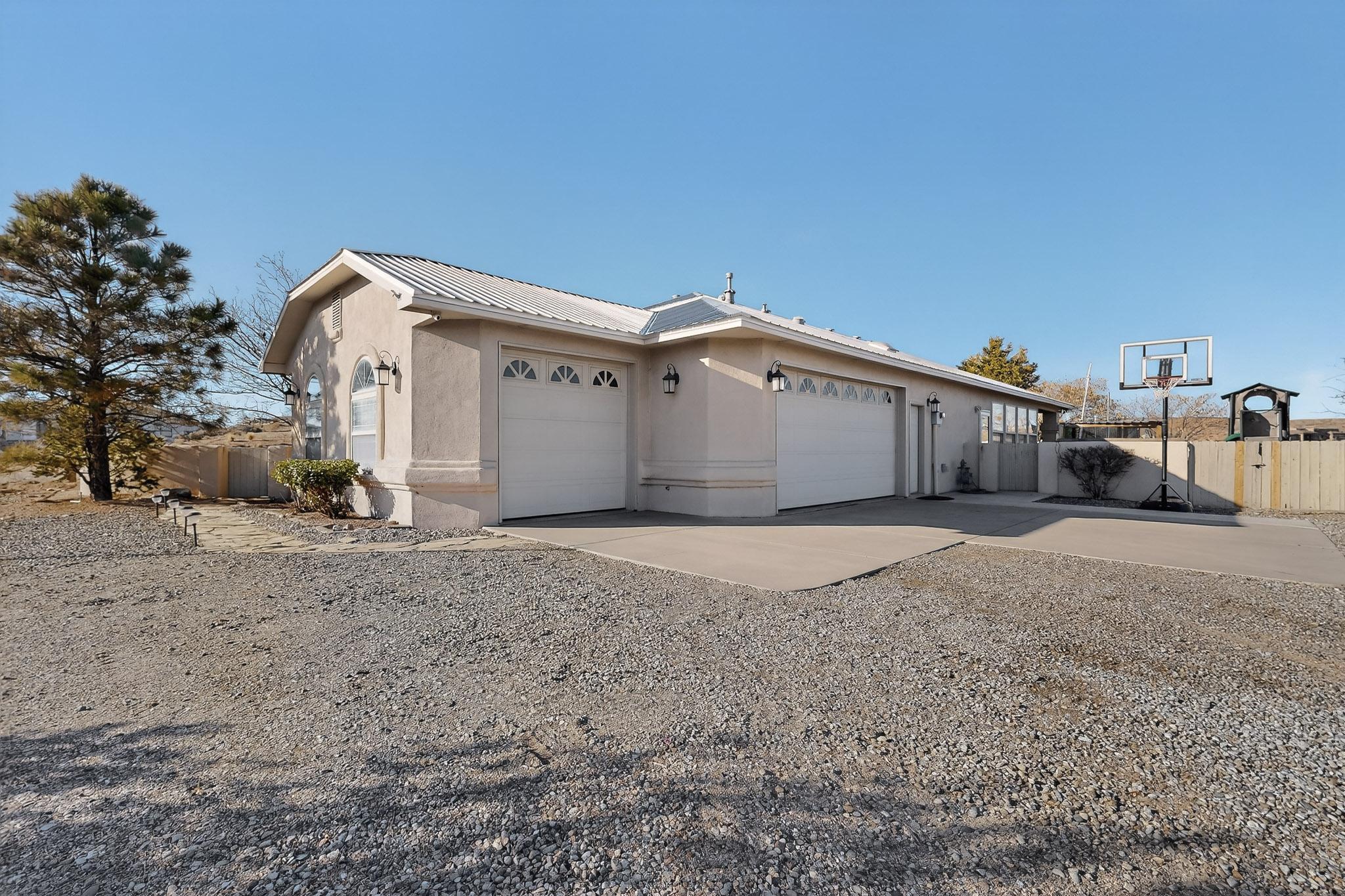 5719 Sarasota Road NE