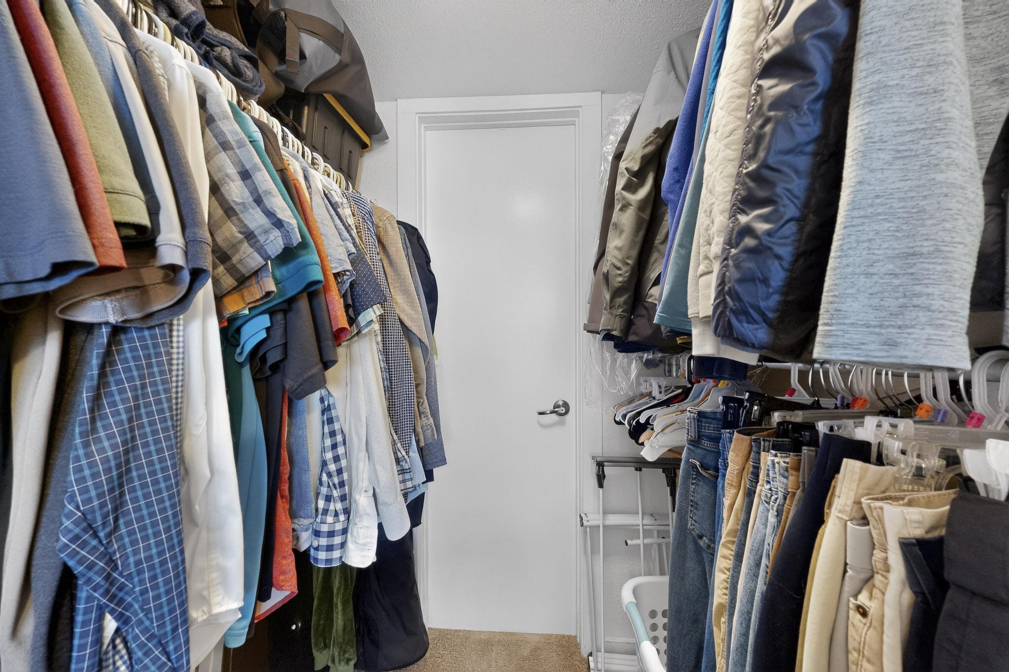 13202 Candelaria Road NE