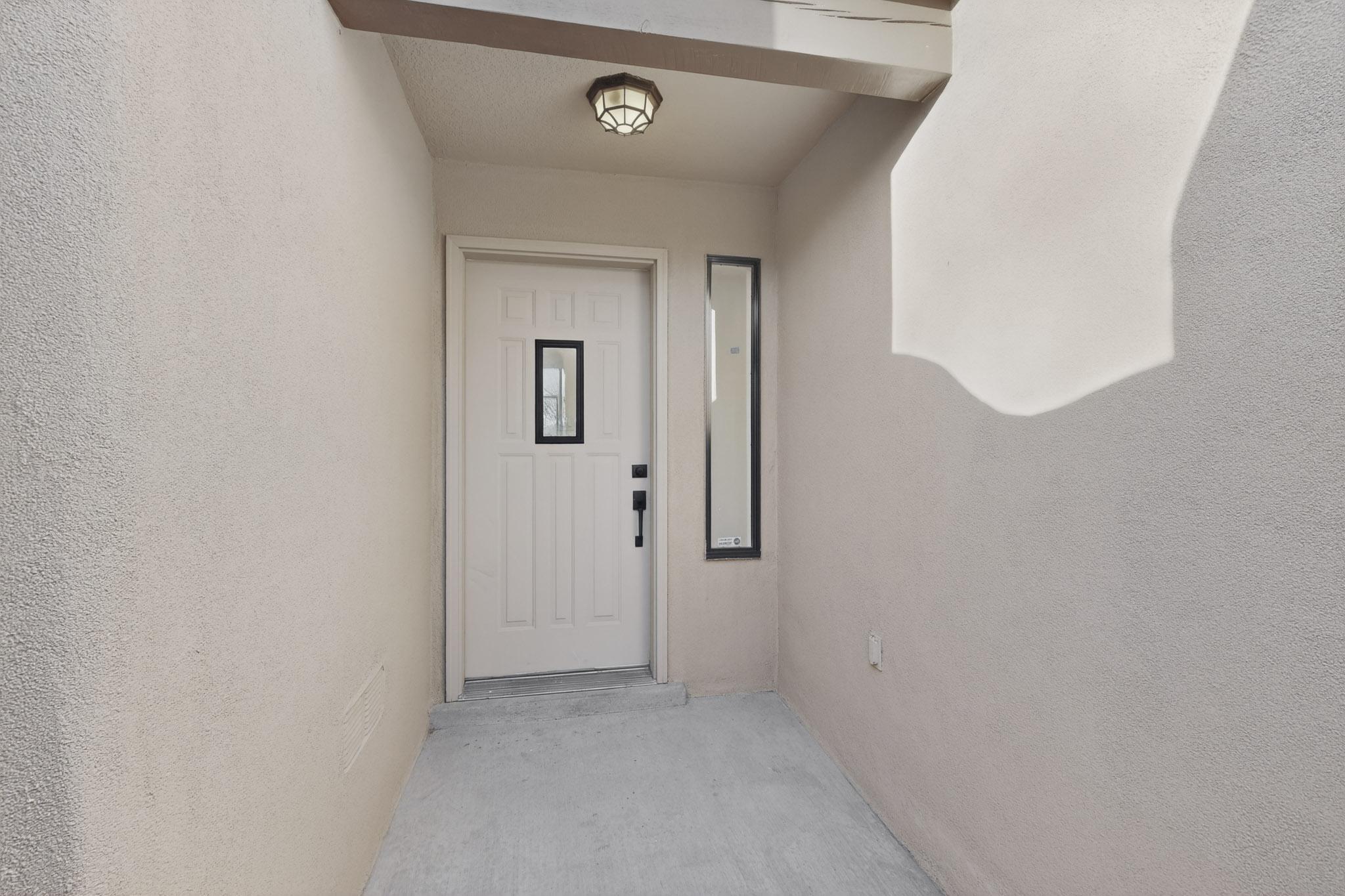 619 Avenida Montoya NE