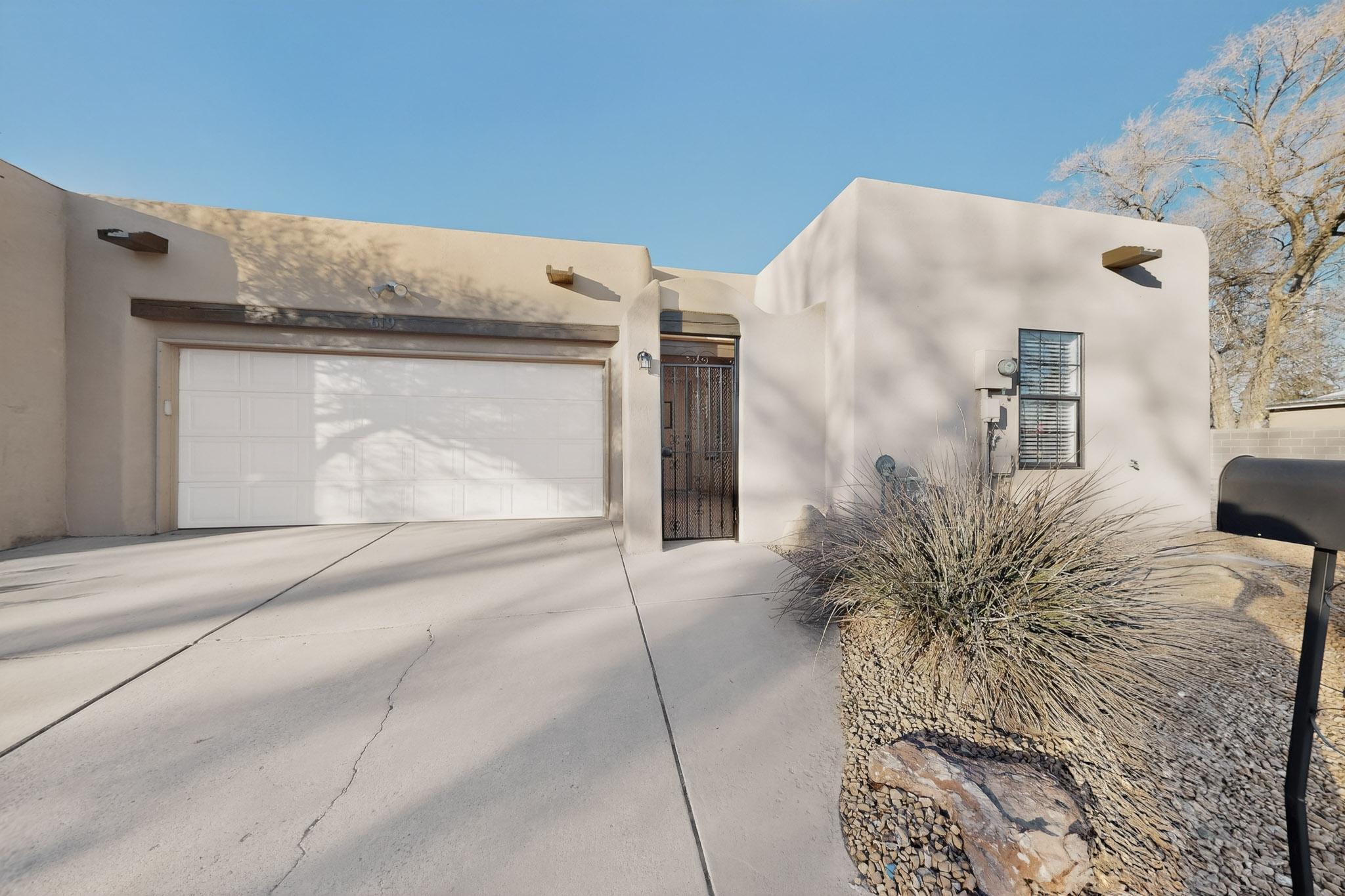 619 Avenida Montoya NE