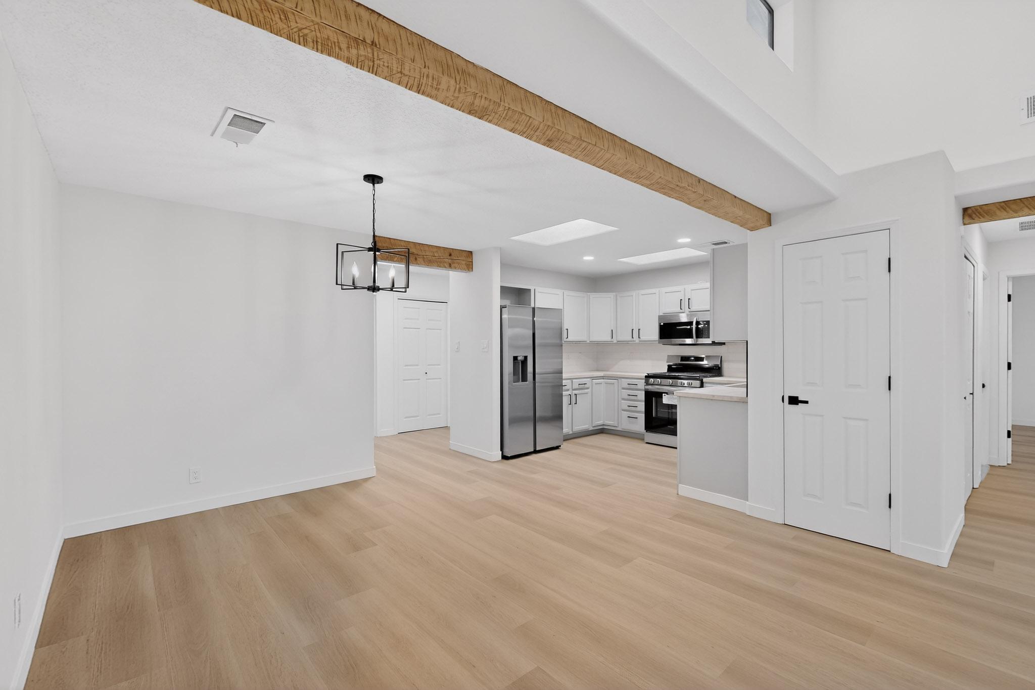 619 Avenida Montoya NE