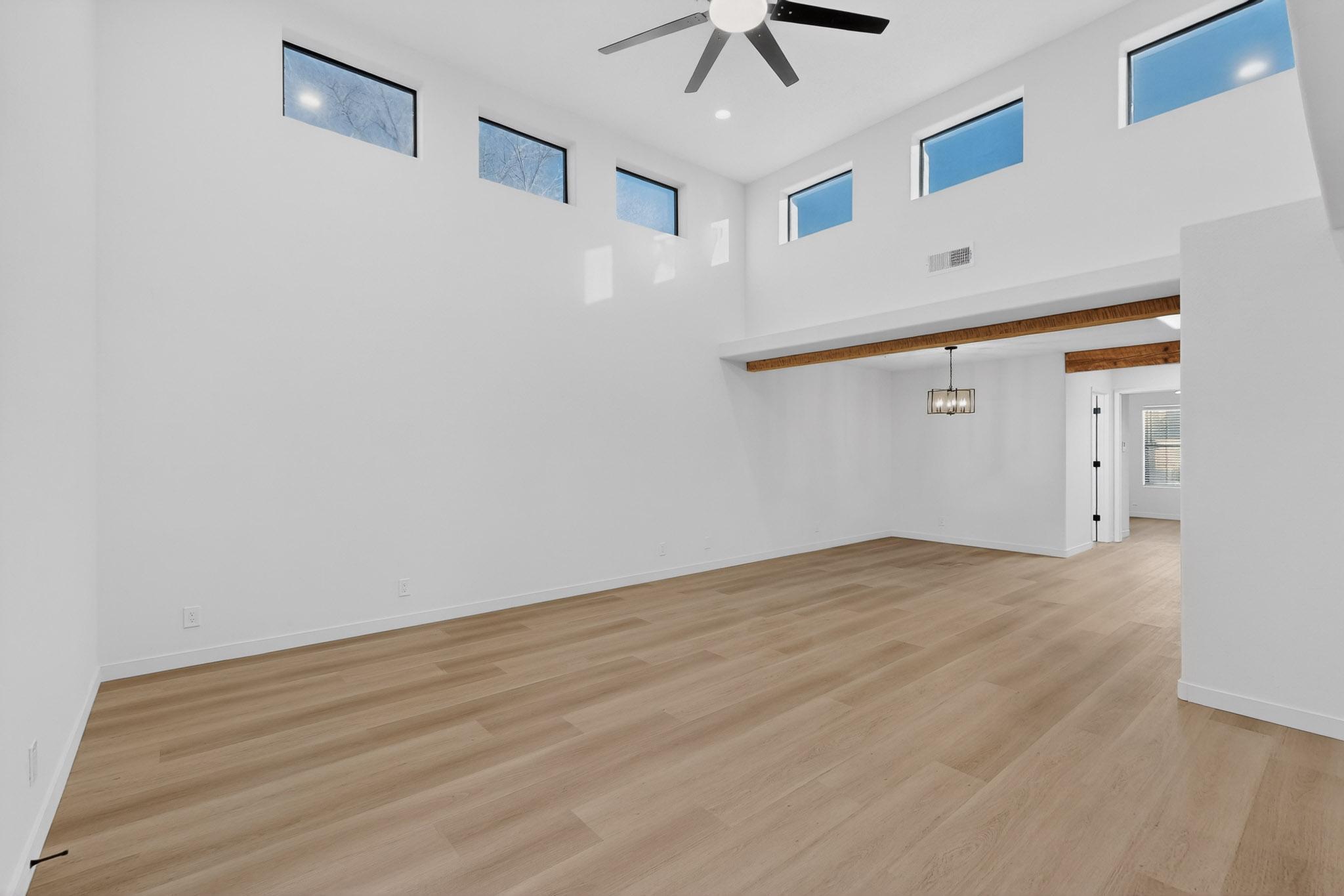 619 Avenida Montoya NE