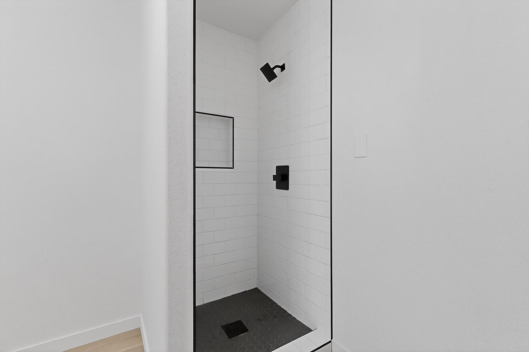 619 Avenida Montoya NE