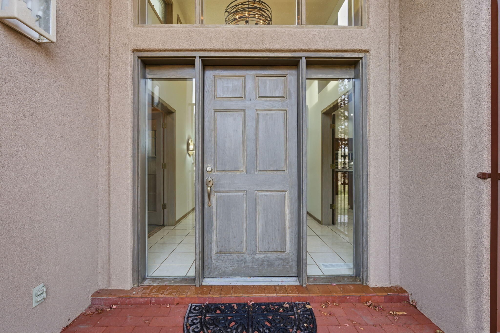 5801 Padre Roberto Road NW