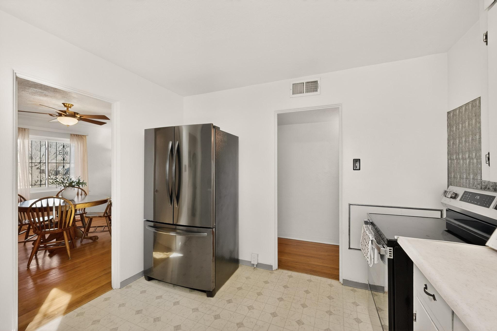 701 Alvarado Drive SE